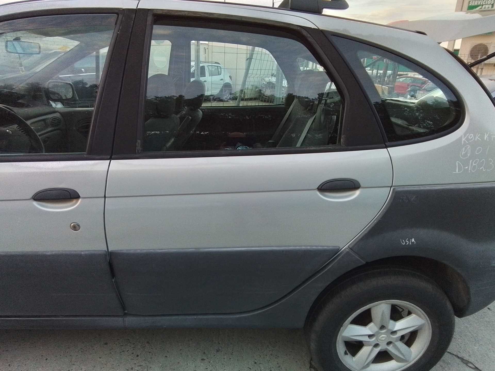 Recambio de puerta trasera izquierda para renault scenic (ja..) 1.9 dci authentique referencia OEM IAM   