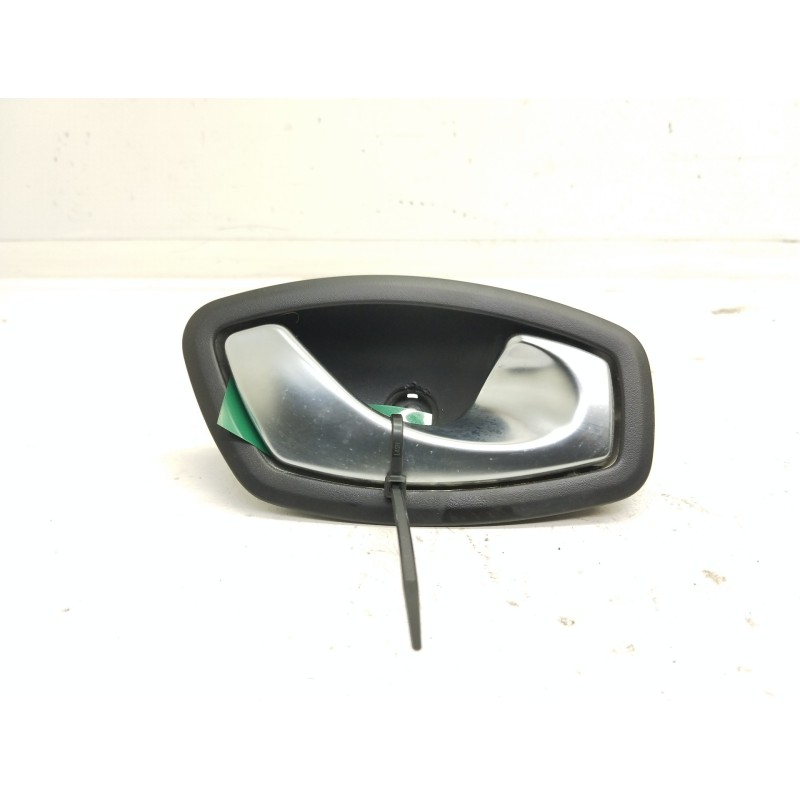Recambio de maneta interior trasera derecha para renault captur 1.5 dci diesel fap referencia OEM IAM 806700005R  