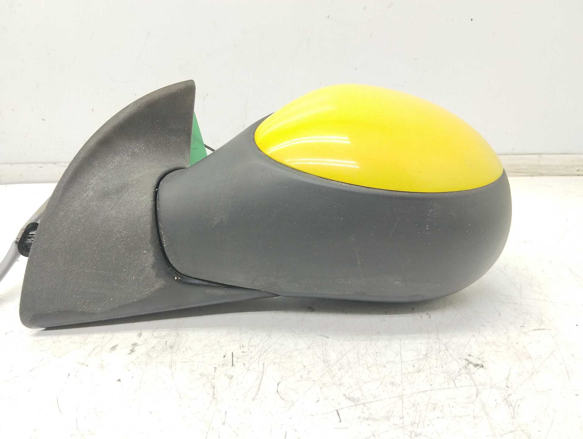 Recambio de retrovisor izquierdo para peugeot 1007 sport referencia OEM IAM 12364250  