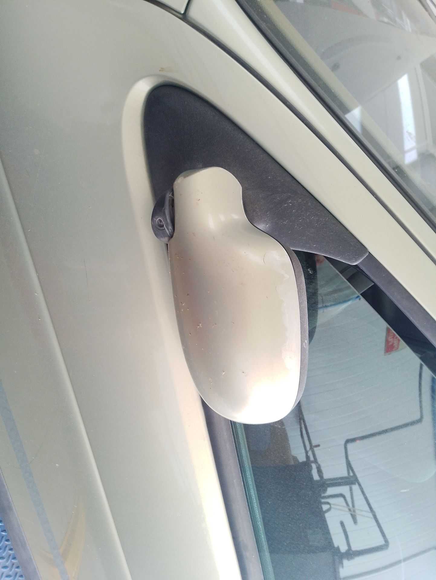 Recambio de retrovisor izquierdo para renault megane i classic (la0/1_) 1.9 dci (la05, la1f) referencia OEM IAM   