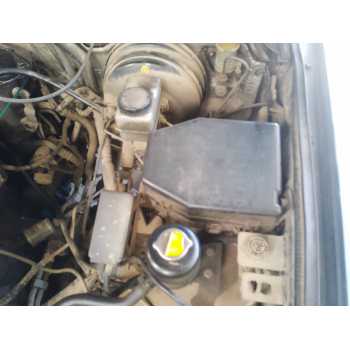 CAJA RELES / FUSIBLES 