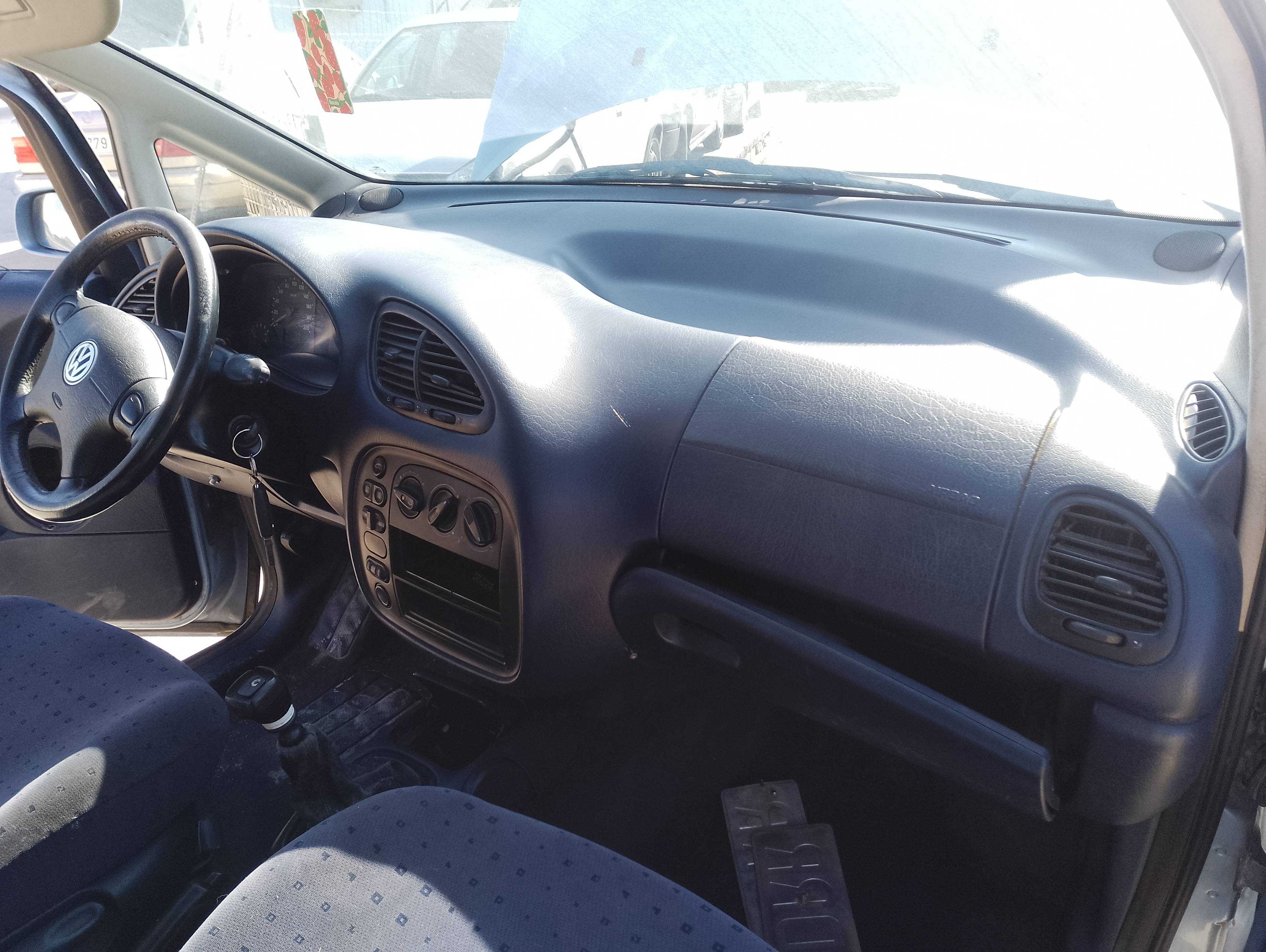 Recambio de salpicadero para volkswagen sharan (7m8) básico referencia OEM IAM   