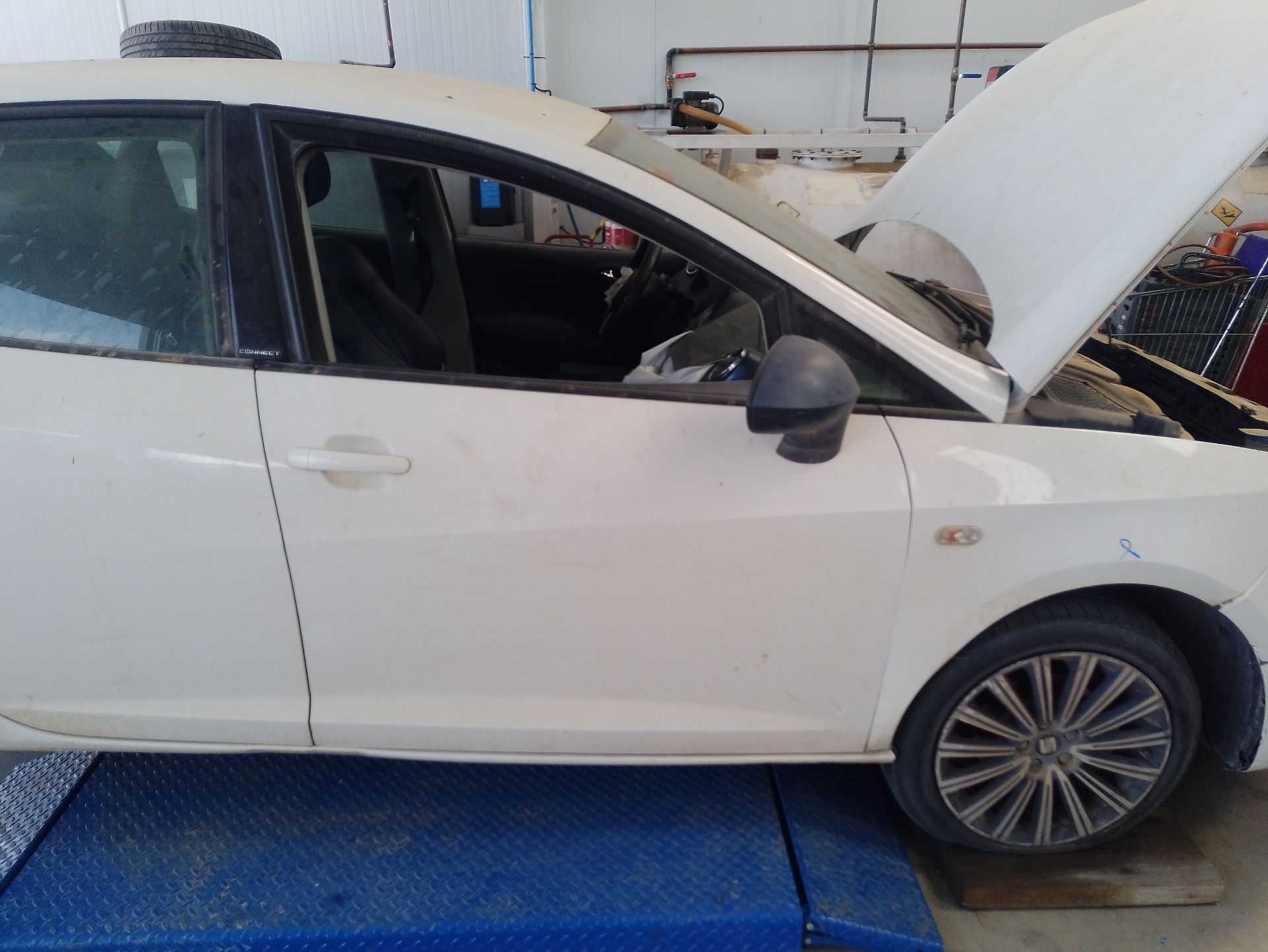 Recambio de puerta delantera derecha para seat ibiza iv (6j5, 6p1) 1.0 referencia OEM IAM 6J4831056  