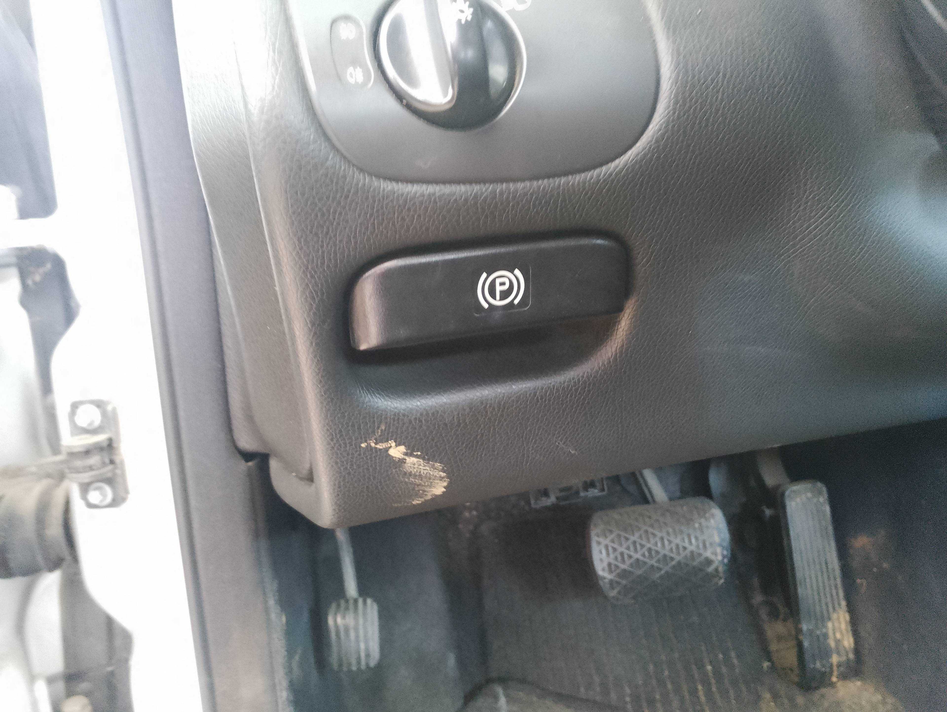 Recambio de palanca freno para mercedes-benz clase c (w203) berlina 270 cdi (203.016) referencia OEM IAM   