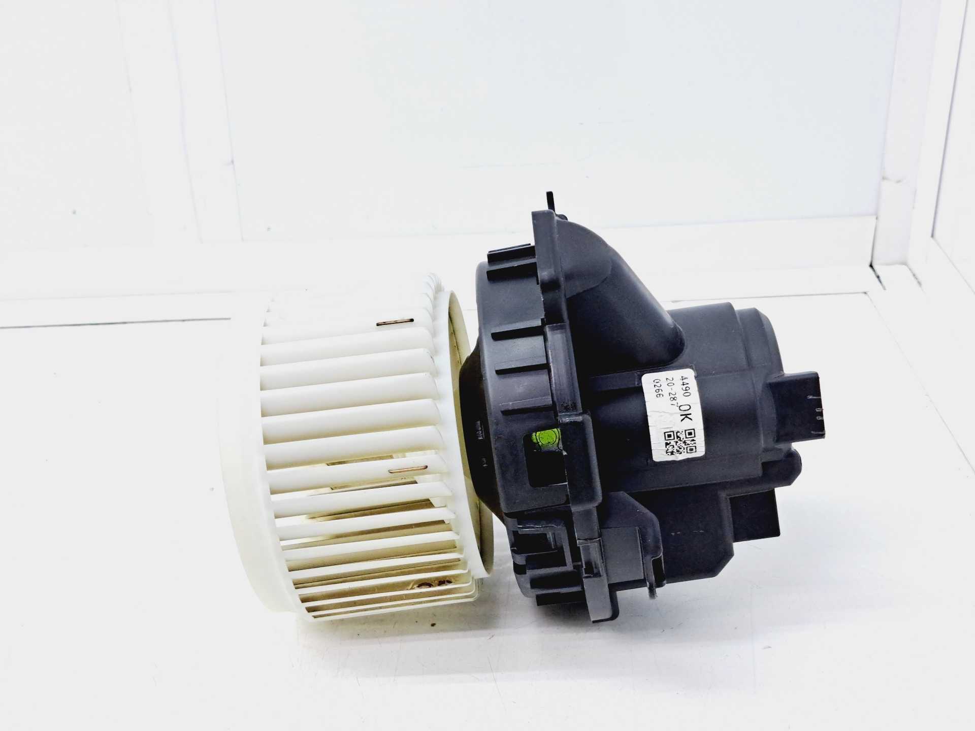 Recambio de motor calefaccion para nissan micra v (k14) acenta referencia OEM IAM MR1162435590 DENSO 