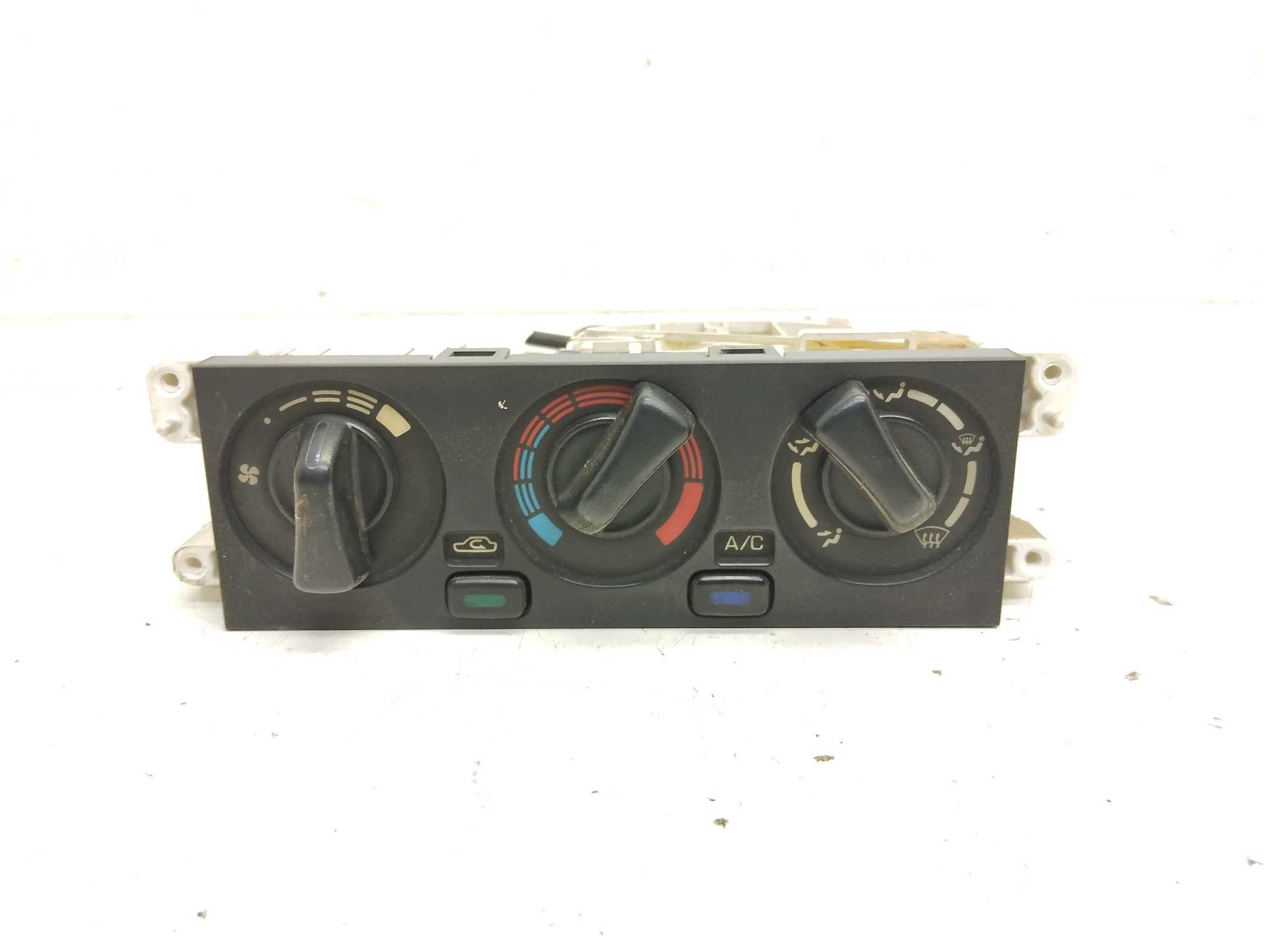 Recambio de mando calefaccion / aire acondicionado para nissan almera (n15) gx referencia OEM IAM   