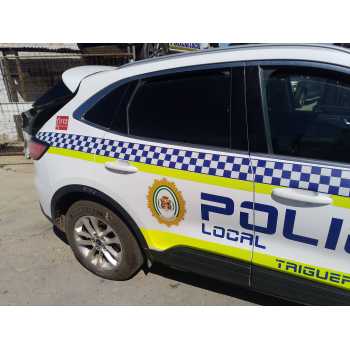 Recambio de puerta trasera derecha para ford kuga trend referencia OEM IAM 2830896  