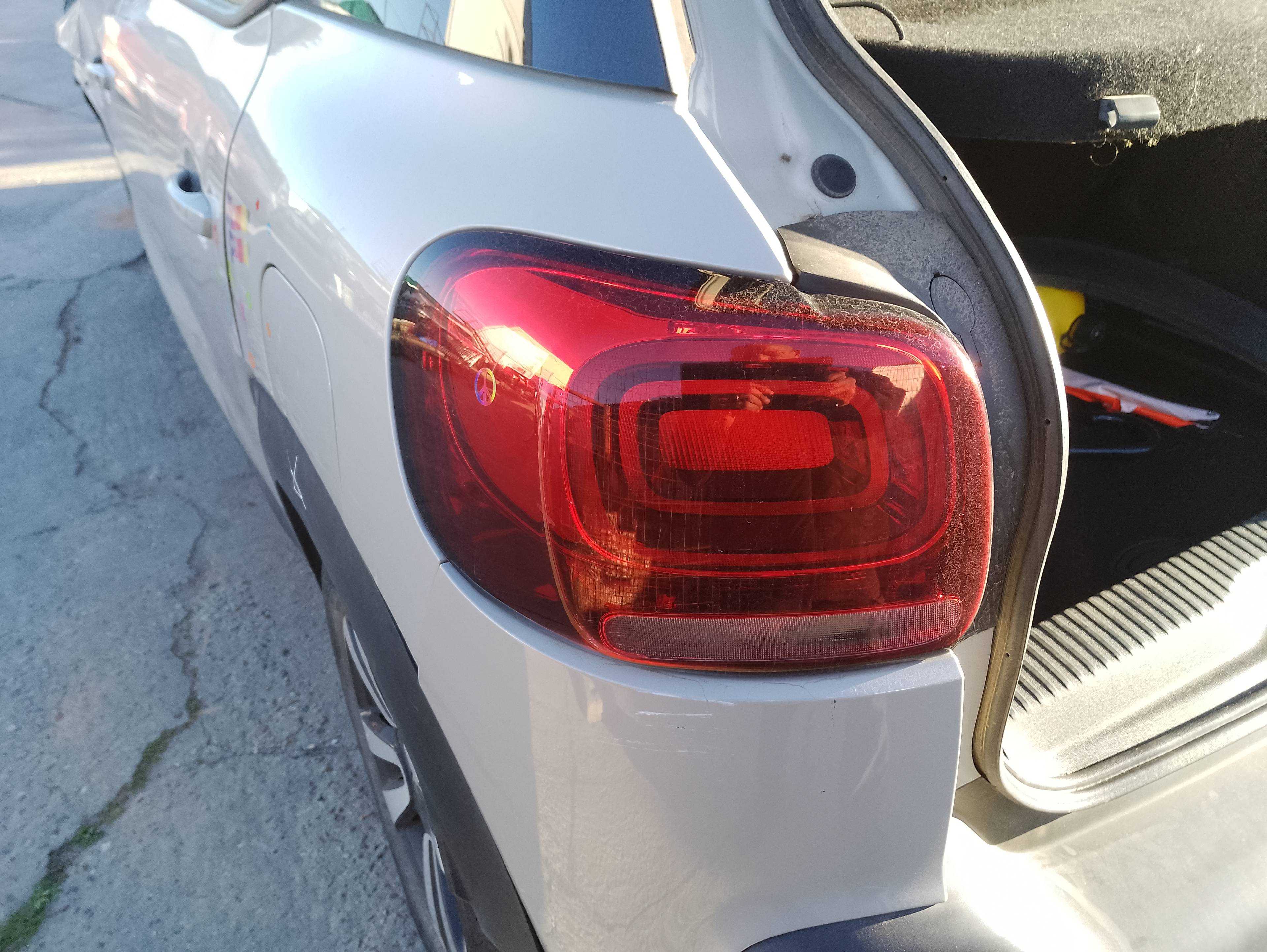 Recambio de piloto trasero izquierdo para citroën c3 aircross rip curl referencia OEM IAM   