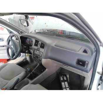 Recambio de salpicadero para nissan primera berlina (p11) básico referencia OEM IAM   