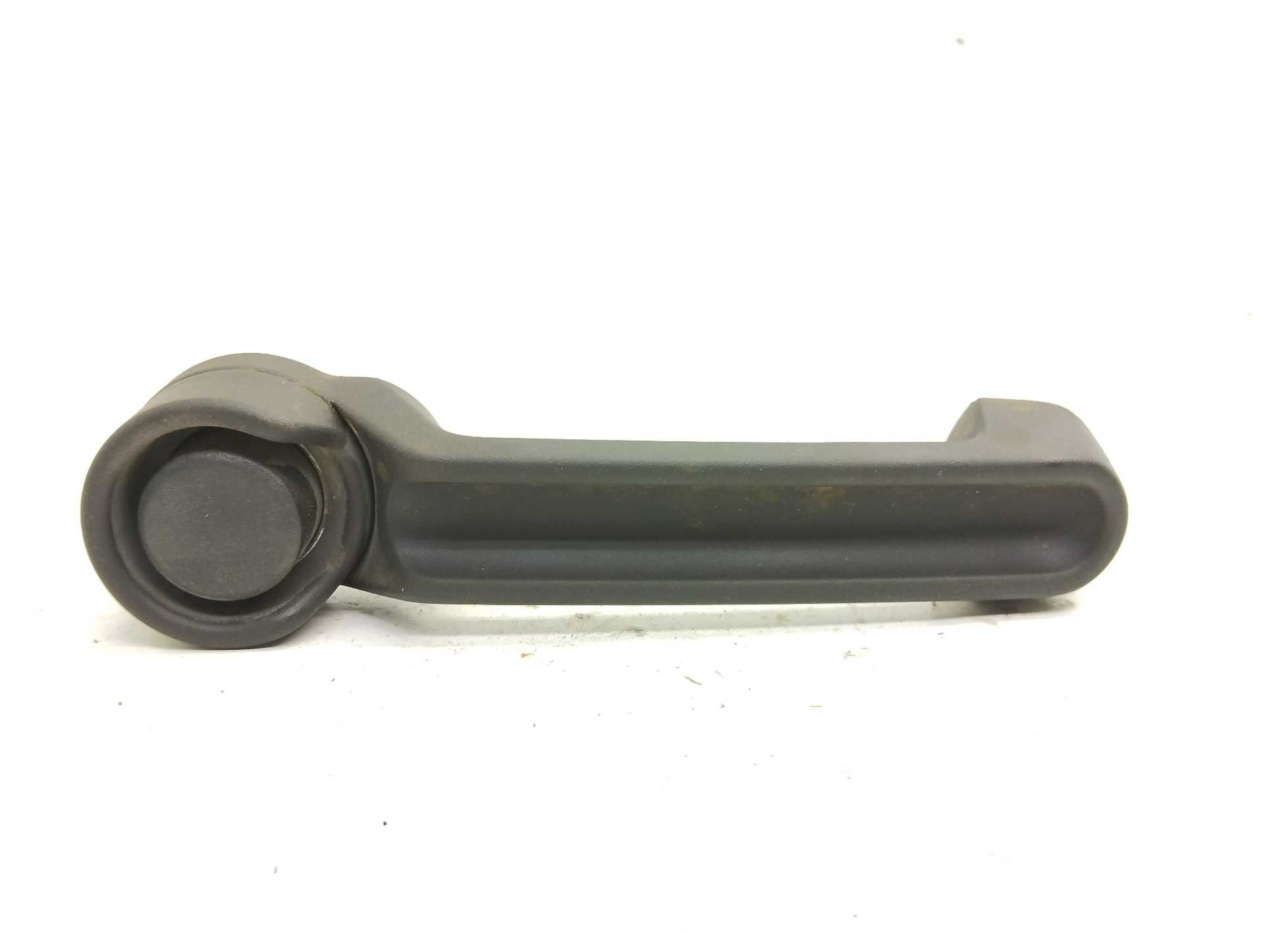 Recambio de maneta exterior trasera izquierda para dodge nitro 2.8 crd referencia OEM IAM   