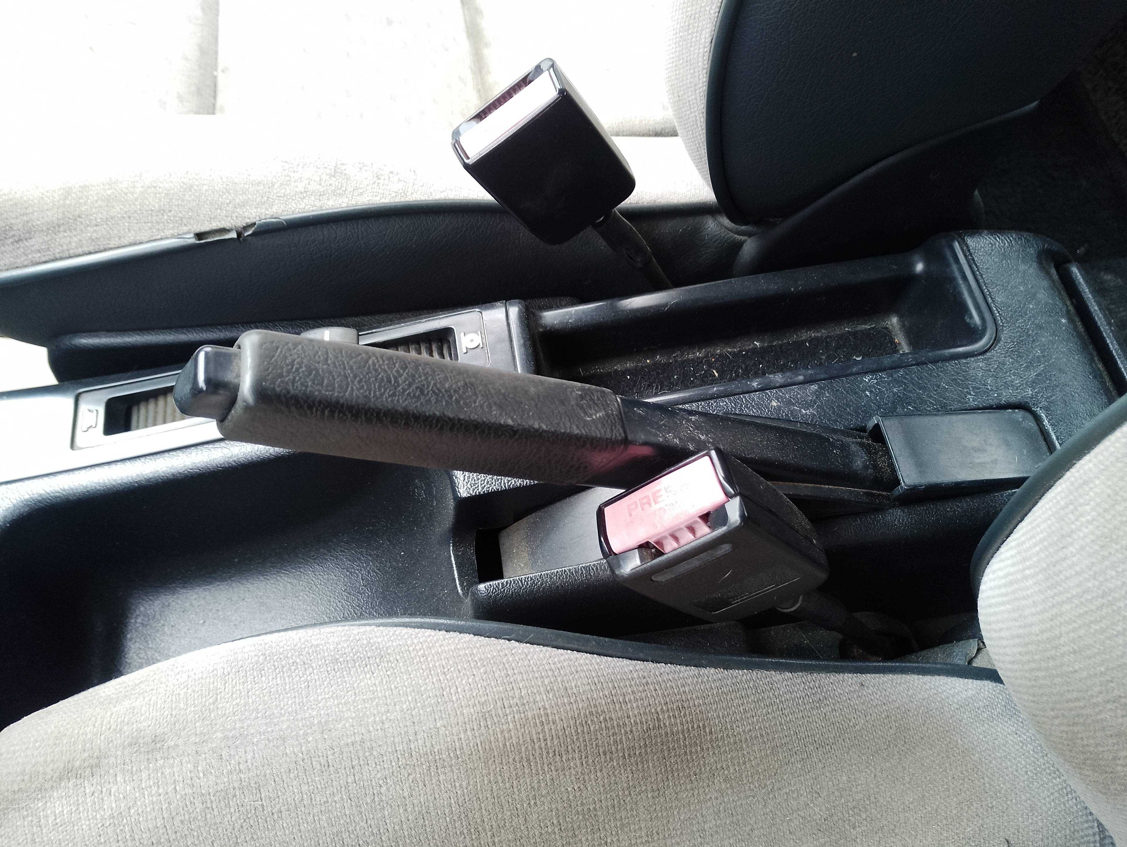 Recambio de palanca freno para citroën xantia berlina 1.6 armonia referencia OEM IAM   