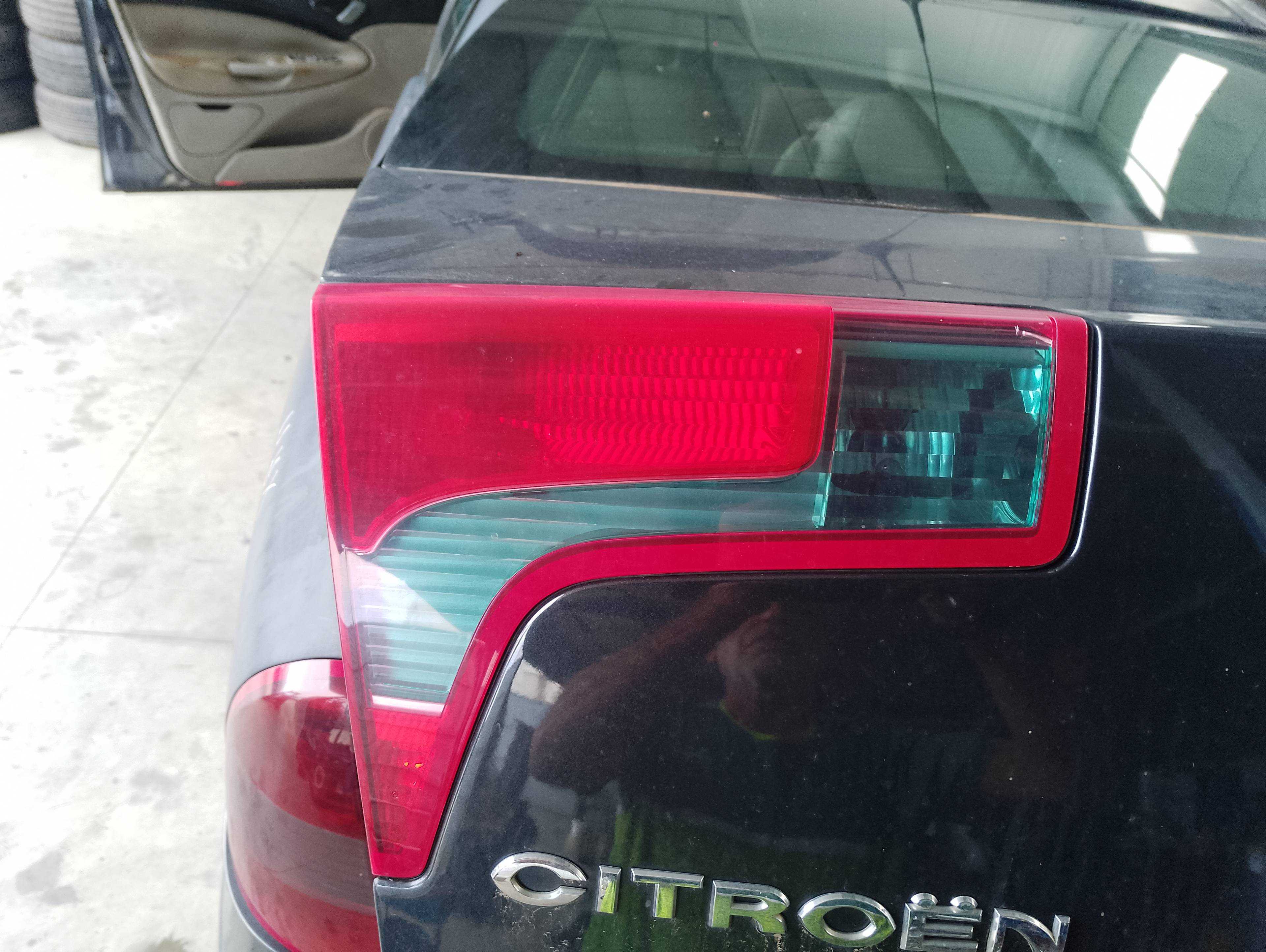 Recambio de piloto porton trasero izquierdo para citroën c5 berlina collection referencia OEM IAM   