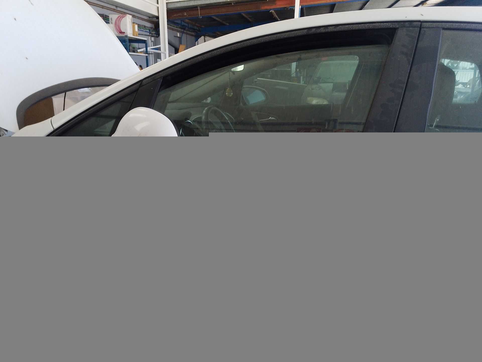 Recambio de puerta delantera izquierda para opel astra j (p10) 1.7 cdti (68) referencia OEM IAM 13330765  