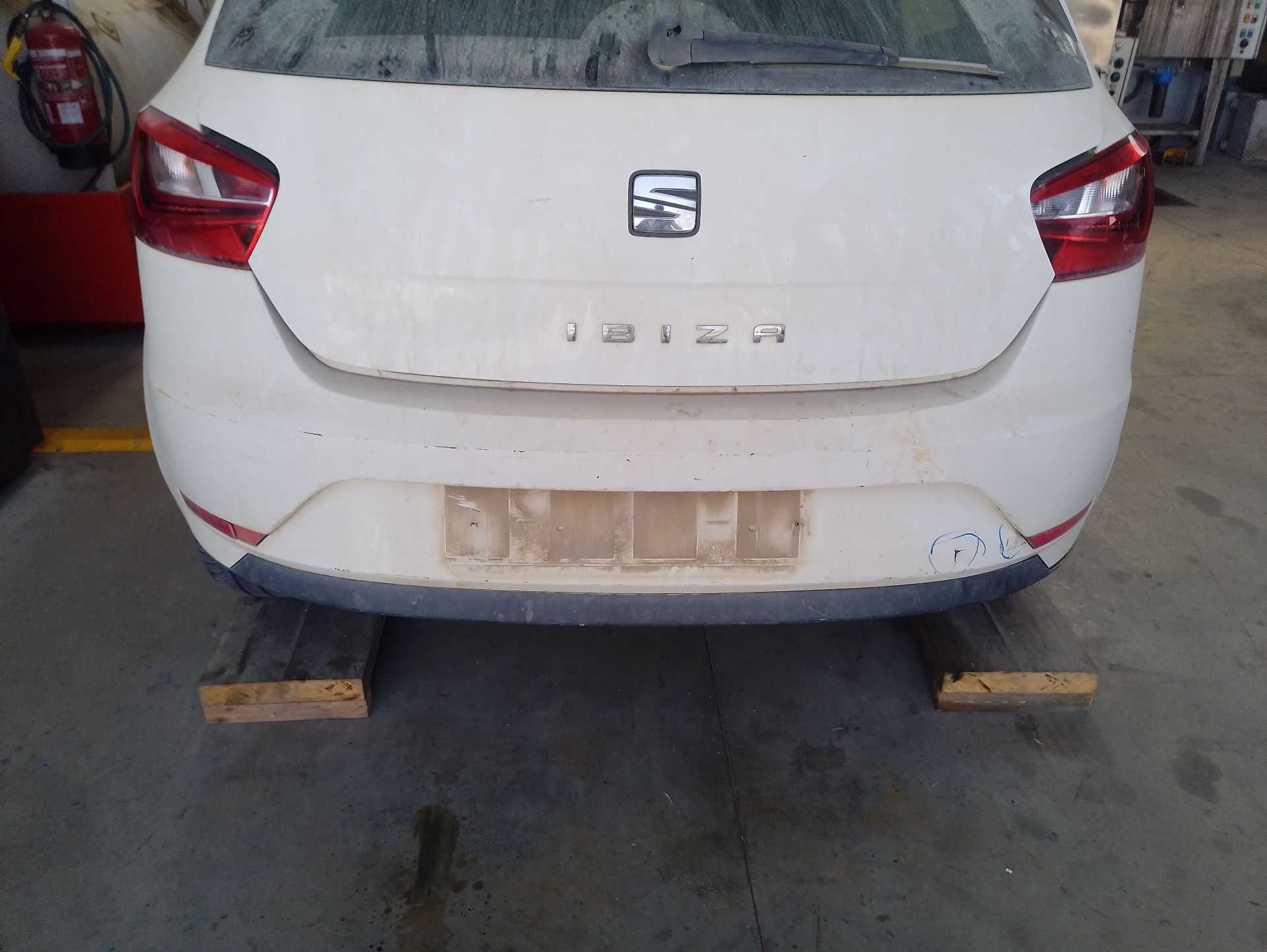 Recambio de paragolpes trasero para seat ibiza iv (6j5, 6p1) 1.0 referencia OEM IAM 6J4807421EGRU  