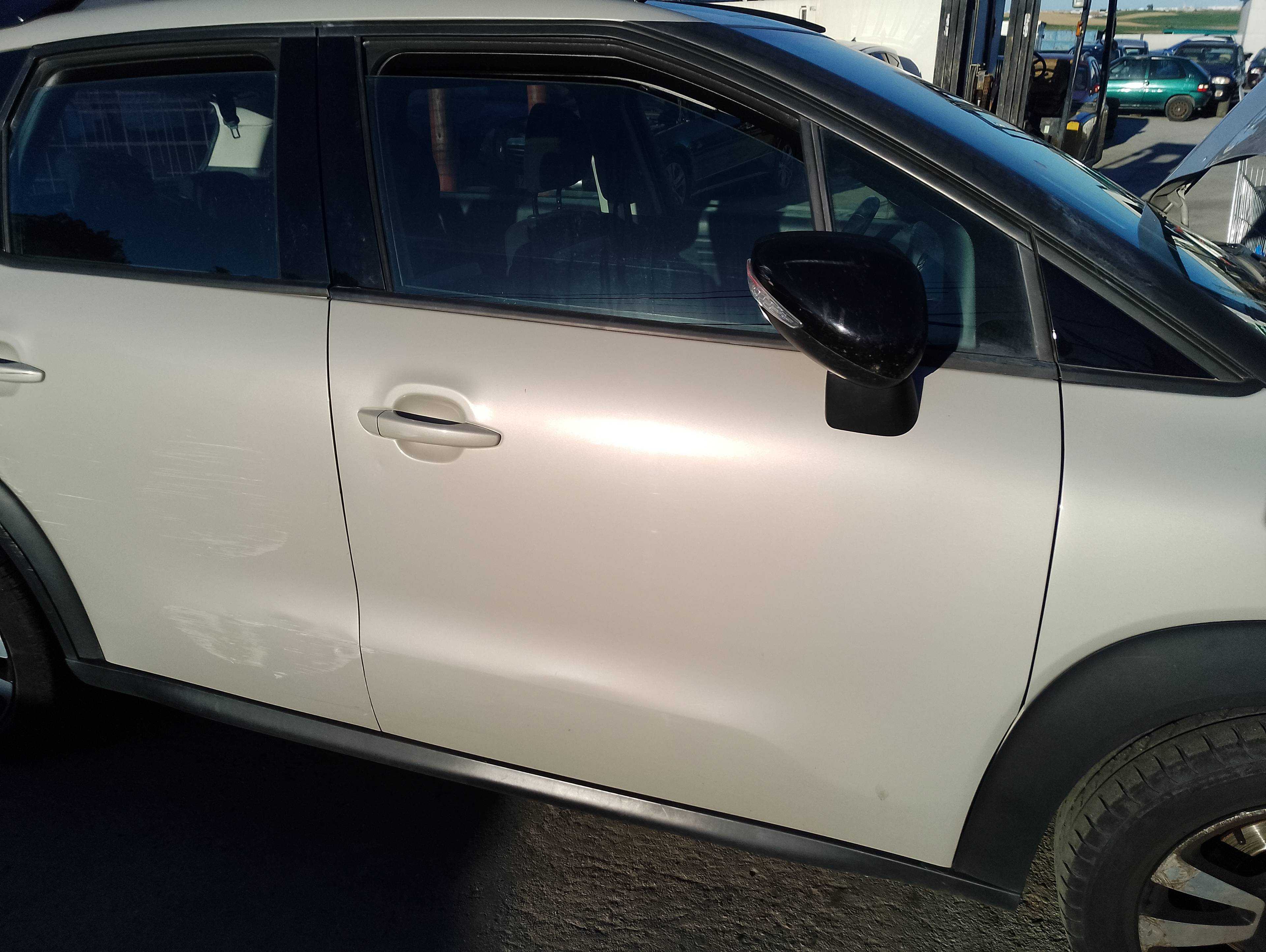 Recambio de puerta delantera derecha para citroën c3 aircross rip curl referencia OEM IAM   