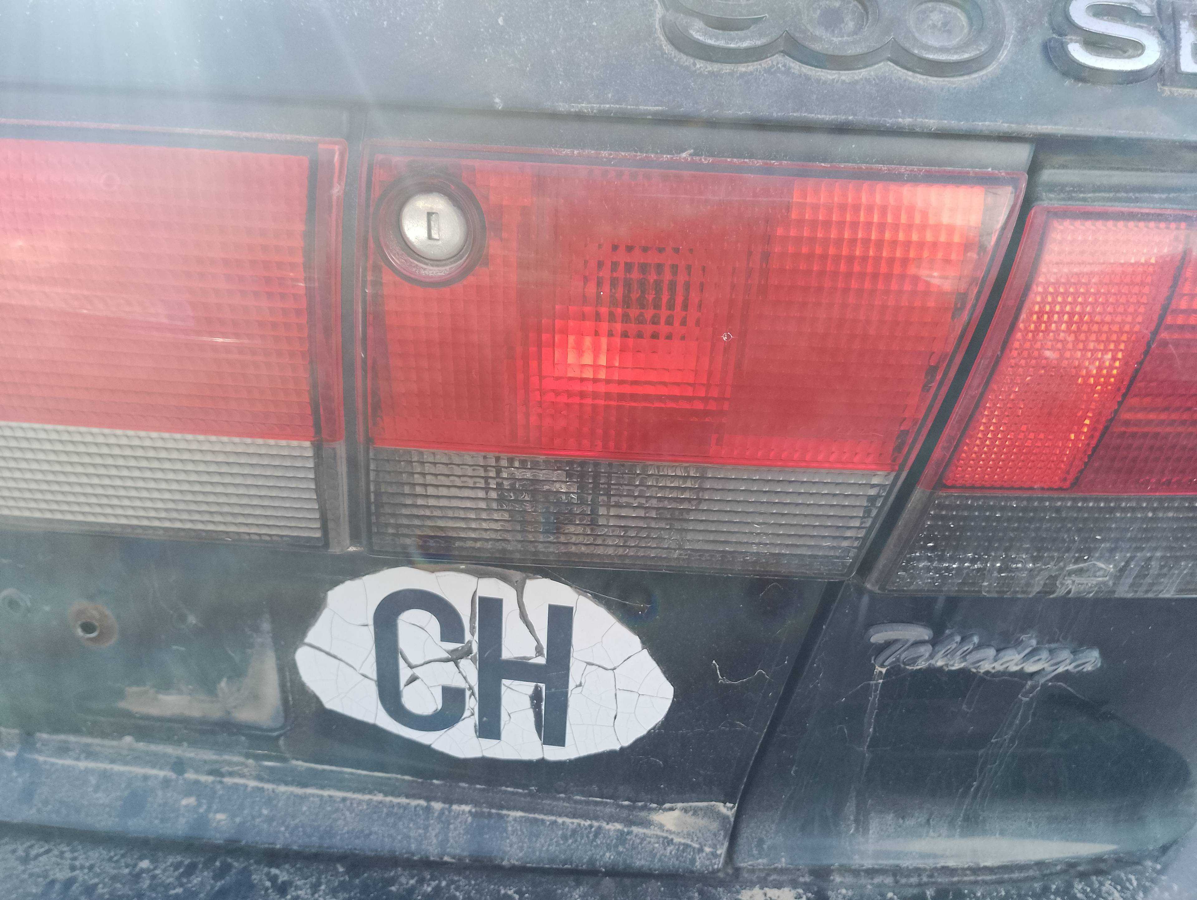 Recambio de piloto porton trasero derecho para saab 900 berlina 2.0 cat referencia OEM IAM   
