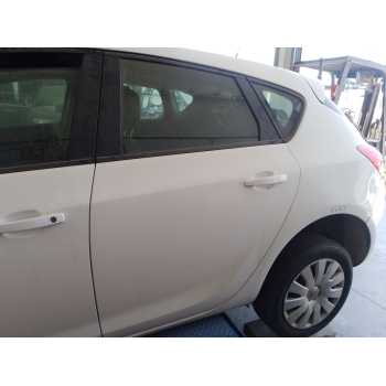 Recambio de puerta trasera izquierda para opel astra j (p10) 1.7 cdti (68) referencia OEM IAM 13285610  