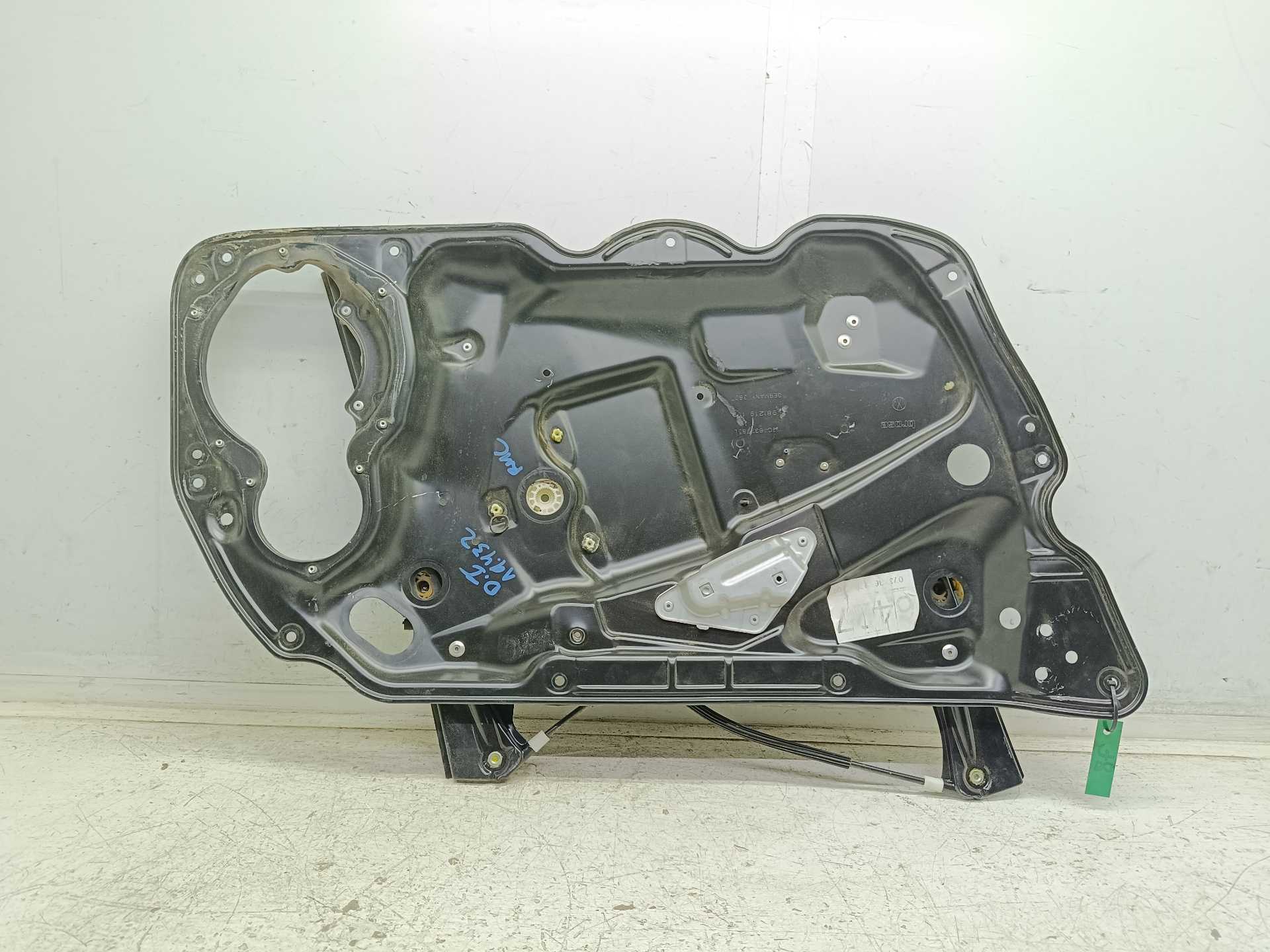 Recambio de elevalunas delantero izquierdo para volkswagen passat berlina (3c2) advance referencia OEM IAM 3C1837755L  