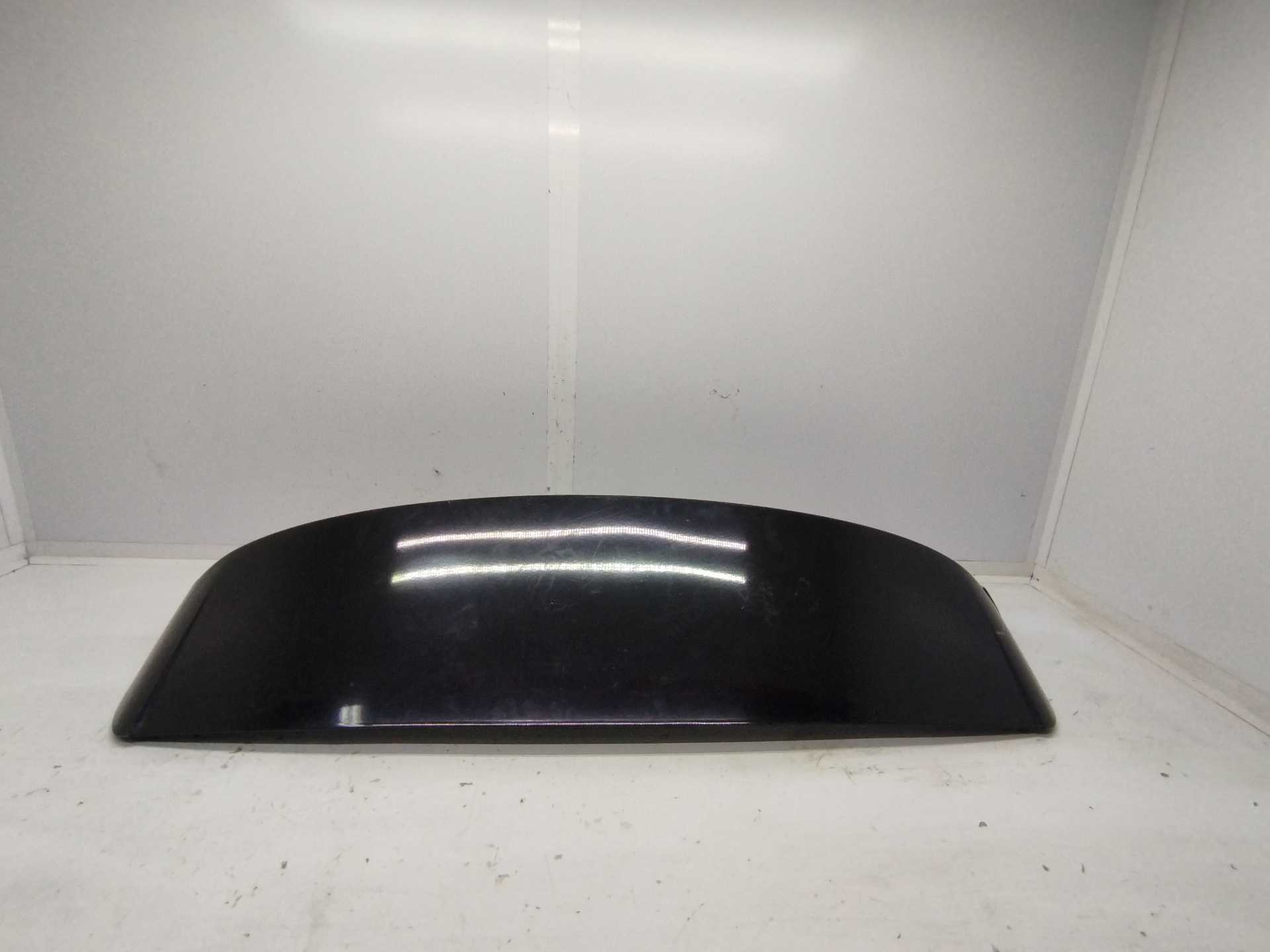 Recambio de aleron trasero para renault captur 1.5 dci diesel fap referencia OEM IAM 960304415R  
