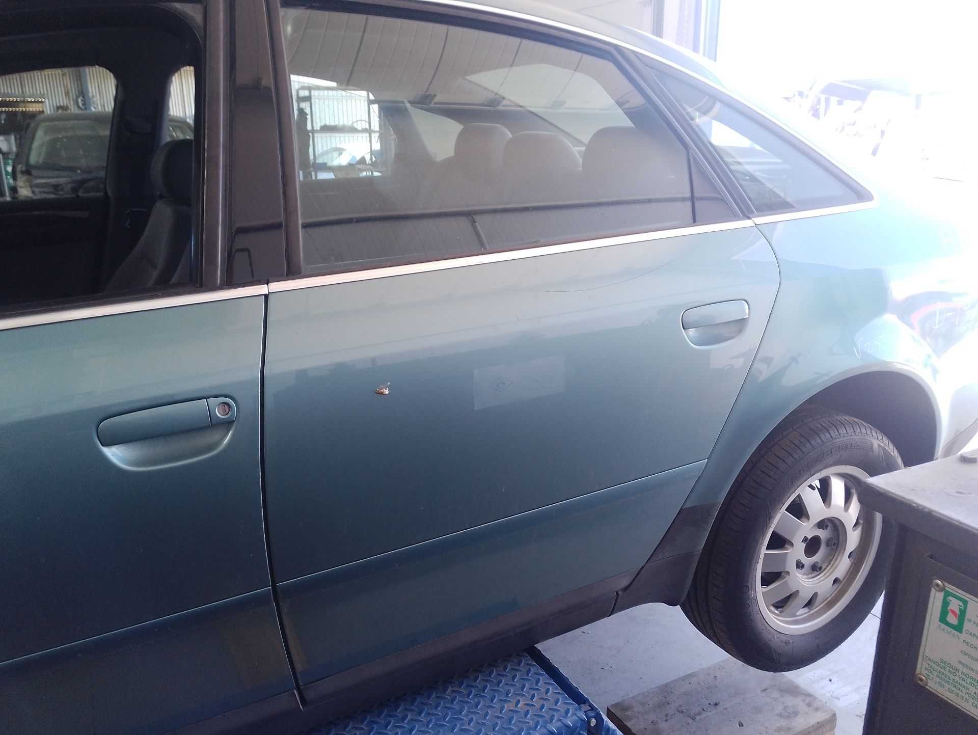Recambio de puerta trasera izquierda para audi a6 c5 (4b2, 4b4) 2.5 tdi referencia OEM IAM 4B0833051  