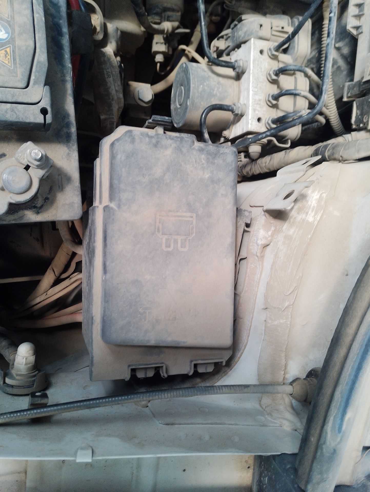 Recambio de caja reles / fusibles para seat ibiza iv (6j5, 6p1) 1.0 referencia OEM IAM 6C0937550C  