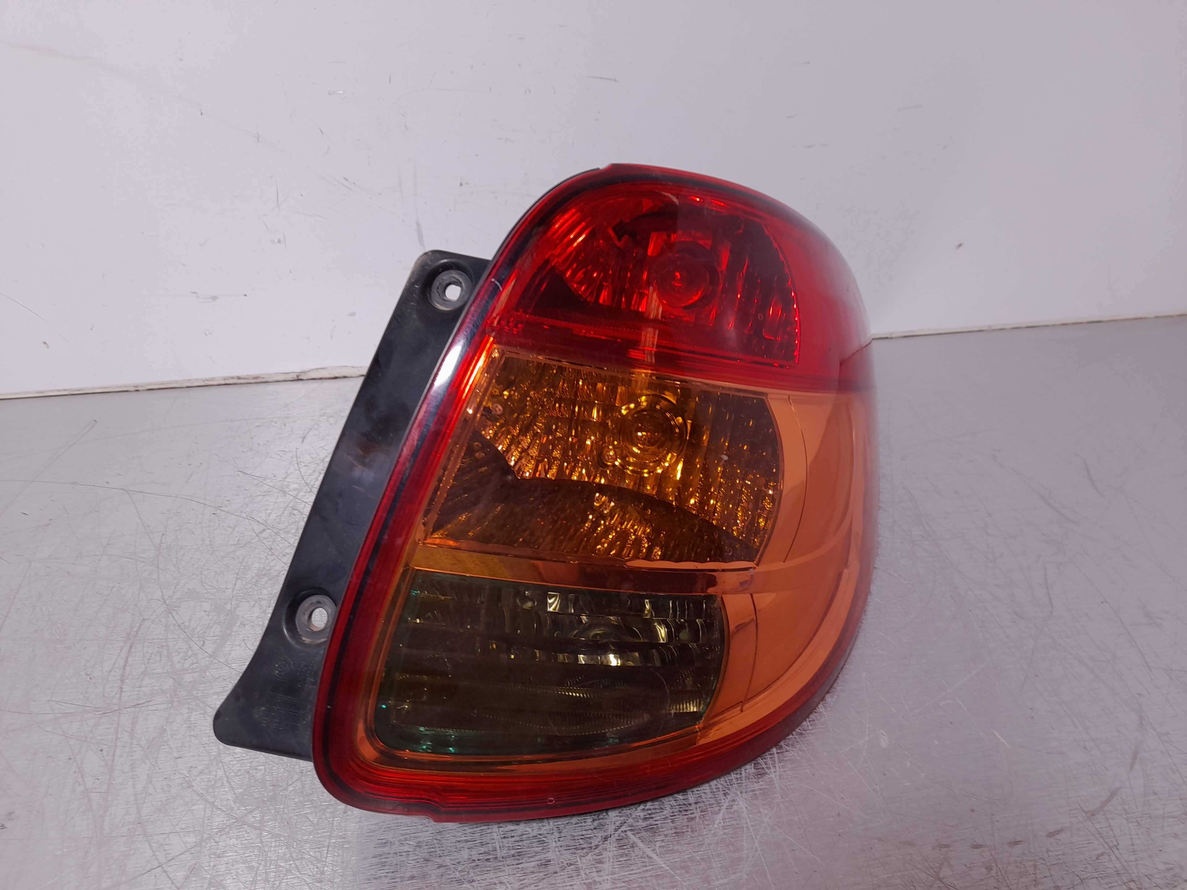 Recambio de piloto trasero derecho para suzuki sx4 rw (ey) gl+ referencia OEM IAM 3565079J00000  