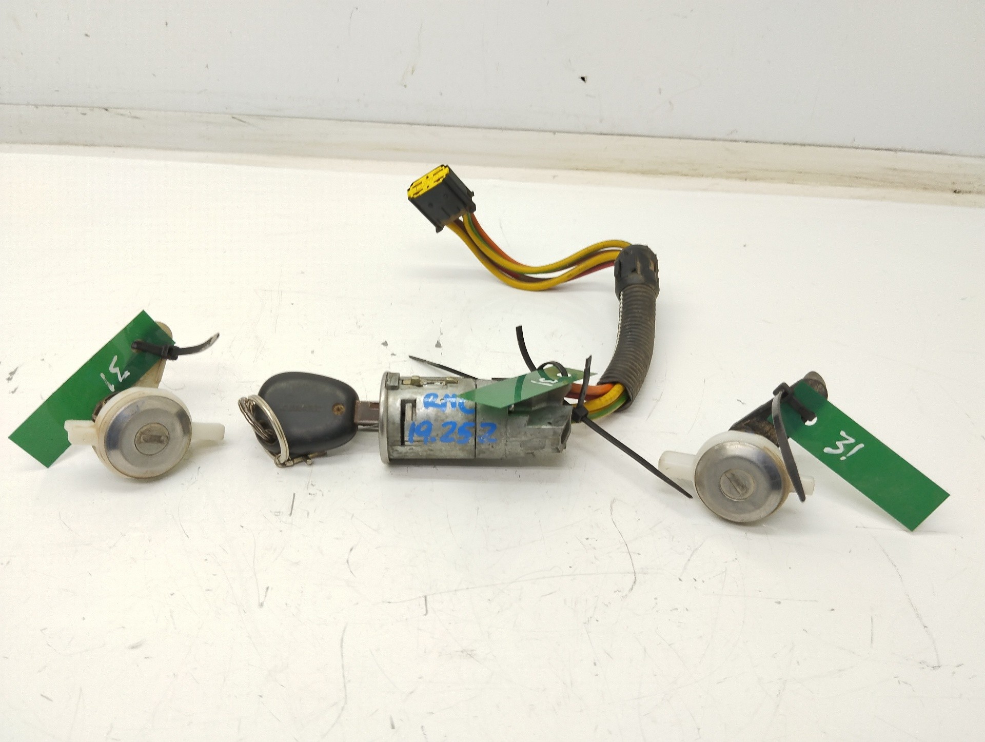 Recambio de conmutador de arranque para renault megane i classic (la0) 1.9 dti alize referencia OEM IAM   