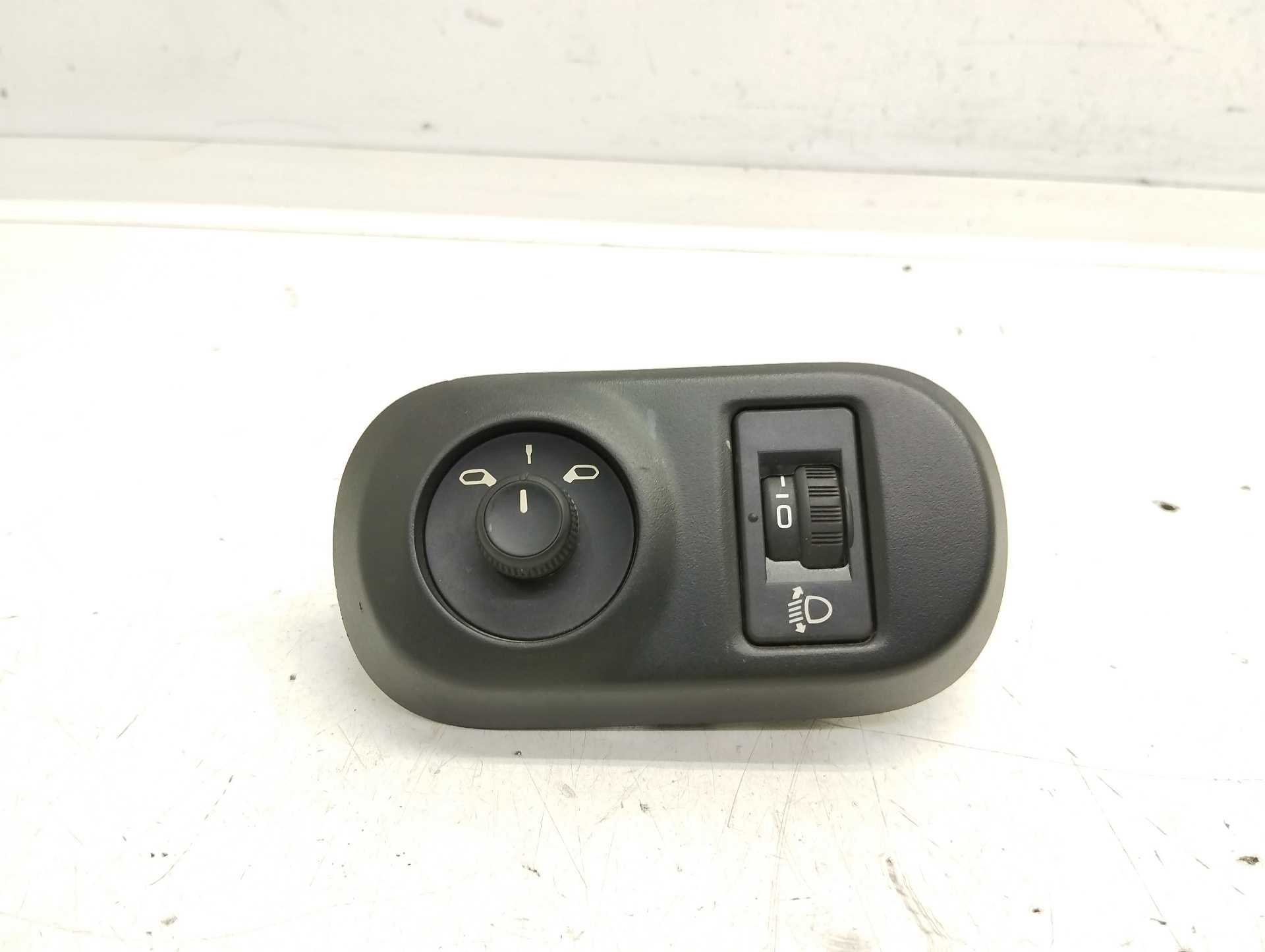 Recambio de mando retrovisor para citroën c4 cactus 1.6 blue-hdi fap referencia OEM IAM 96673722ZD  
