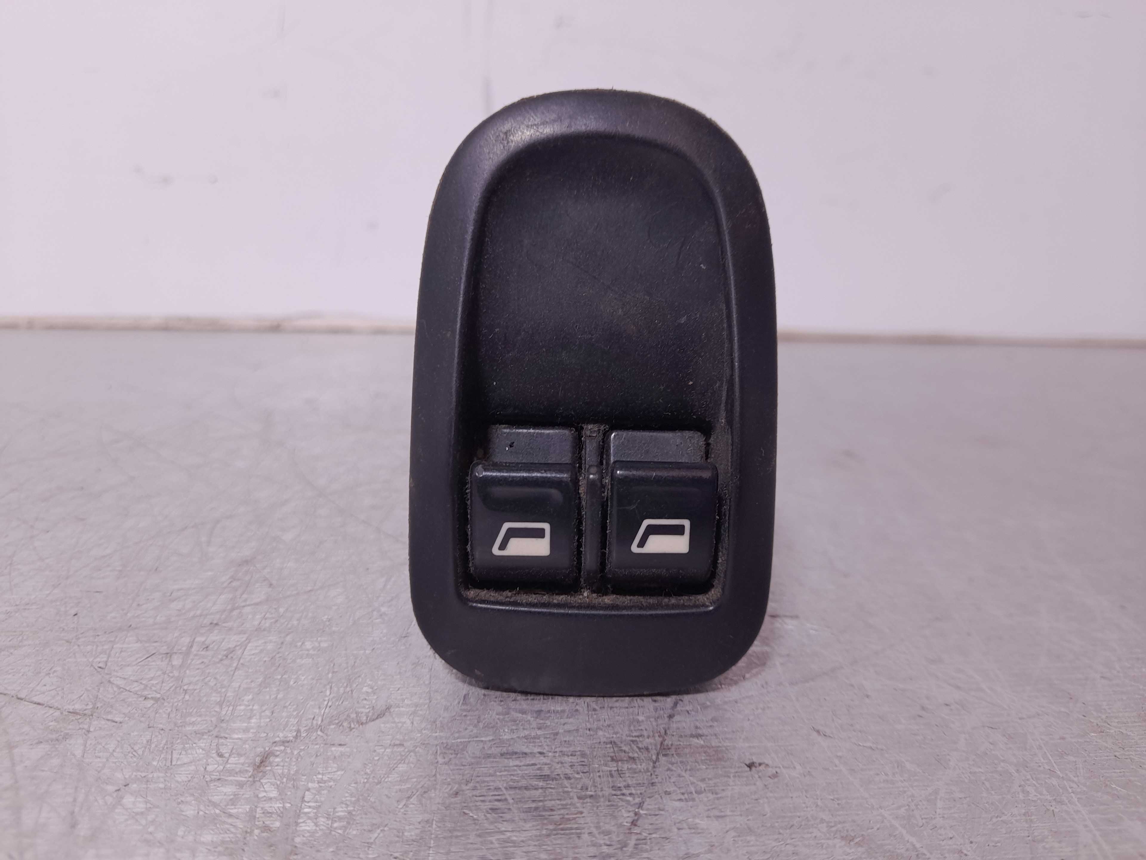 Recambio de mando elevalunas delantero izquierdo para peugeot 206 berlina xr referencia OEM IAM   