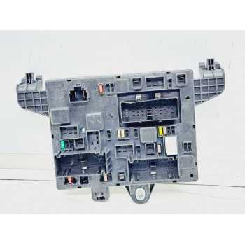 CAJA RELES / FUSIBLES 13368651 365927271 