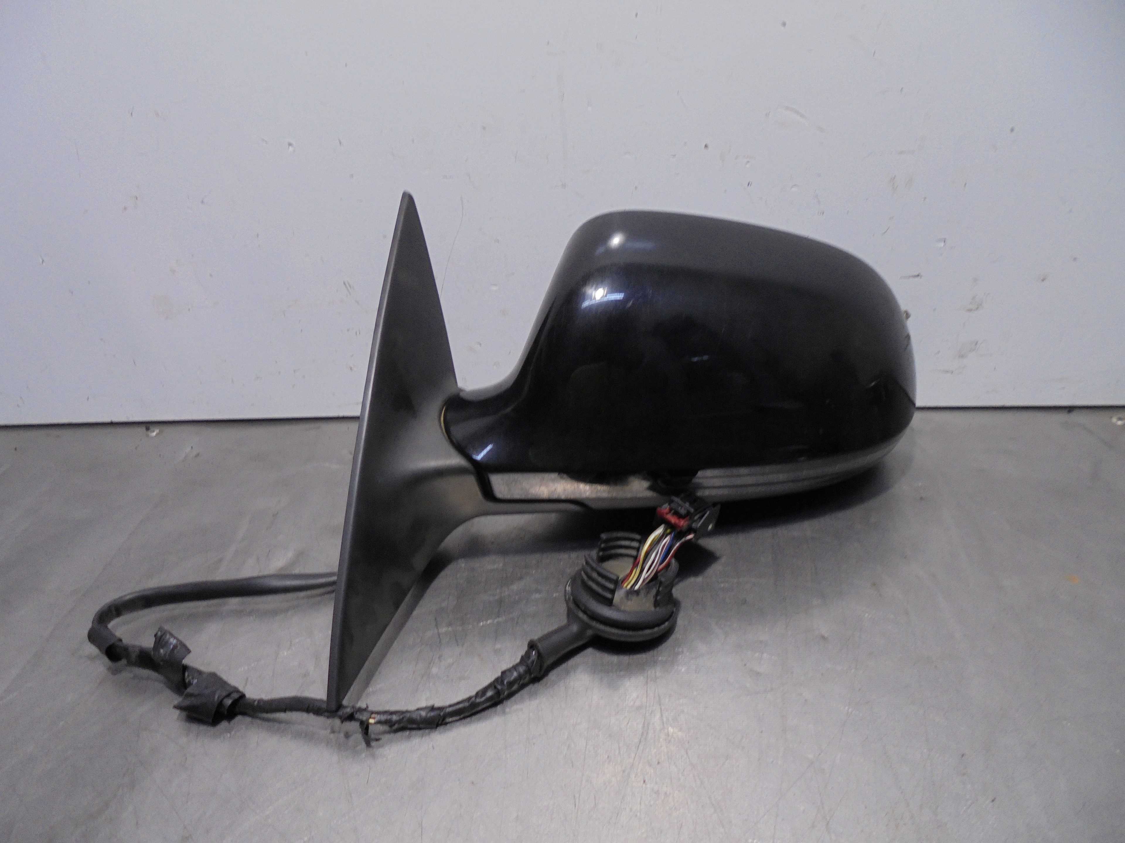 Recambio de retrovisor izquierdo para audi a6 berlina (4f2) 3.0 tfsi quattro referencia OEM IAM  4 PUERTAS 