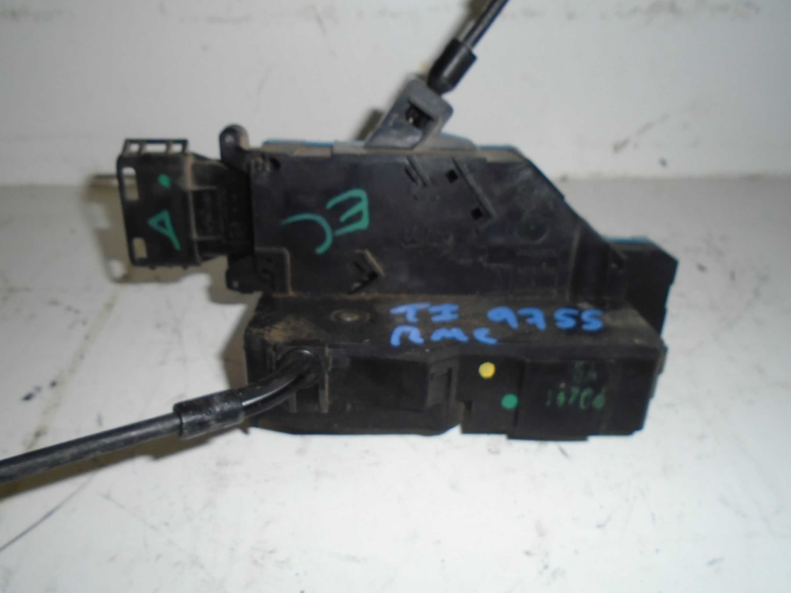 Recambio de cerradura puerta trasera izquierda para peugeot 207 x-line referencia OEM IAM   