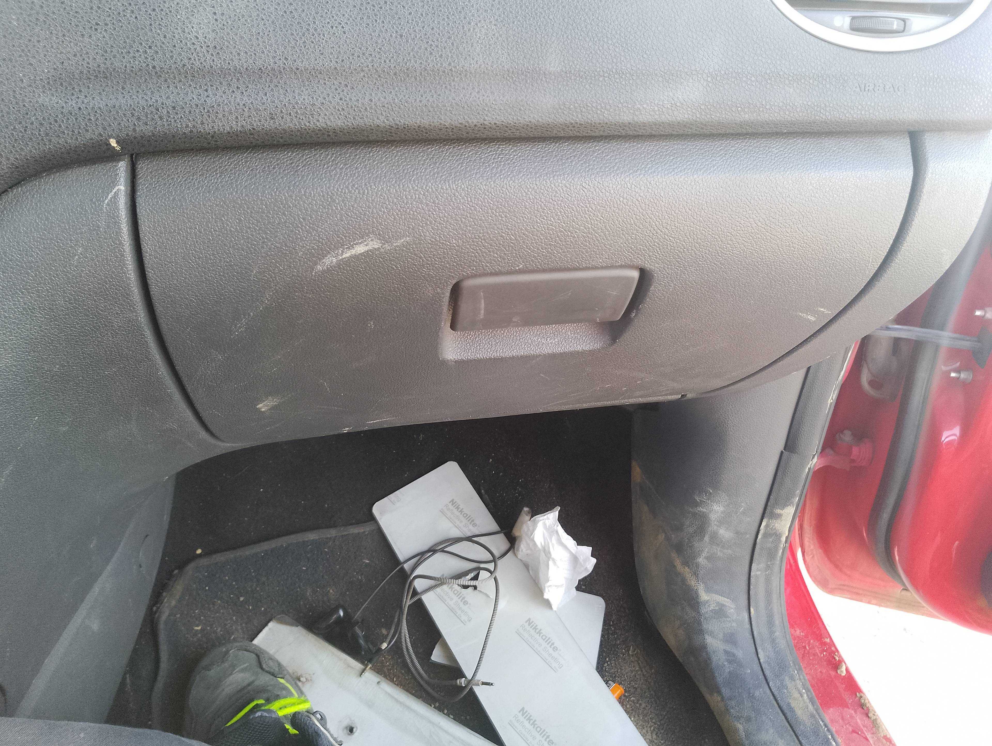 Recambio de guantera para ford focus berlina (cap) ambiente (d) referencia OEM IAM   