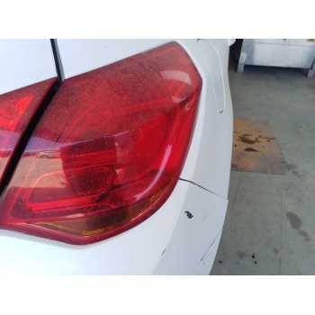 PILOTO TRASERO DERECHO 13306454 