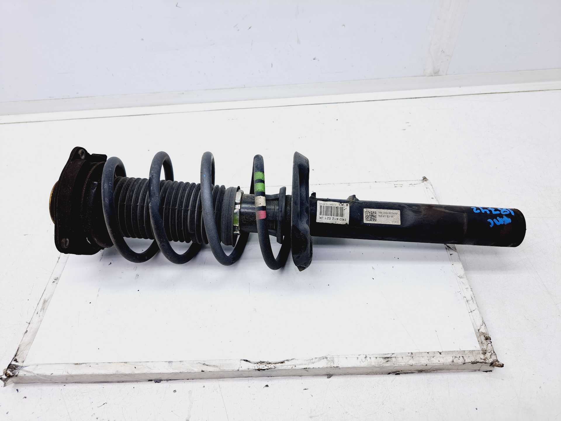 Recambio de amortiguador delantero izquierdo para volkswagen golf vi (5k1) referencia OEM IAM 1K0413031BE 1K0412021JK 