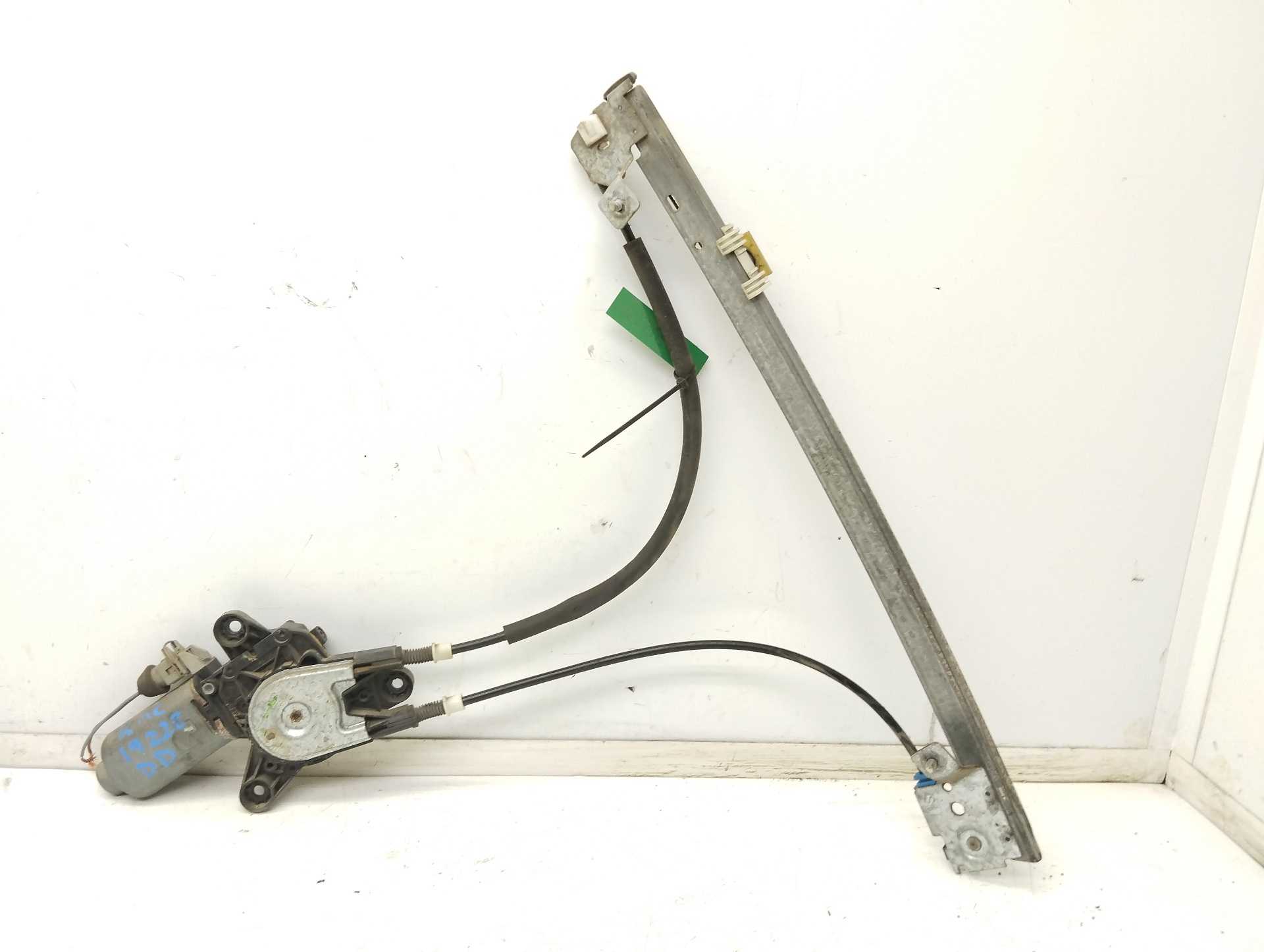 Recambio de elevalunas delantero derecho para peugeot 106 (s1) long beach referencia OEM IAM 111049  