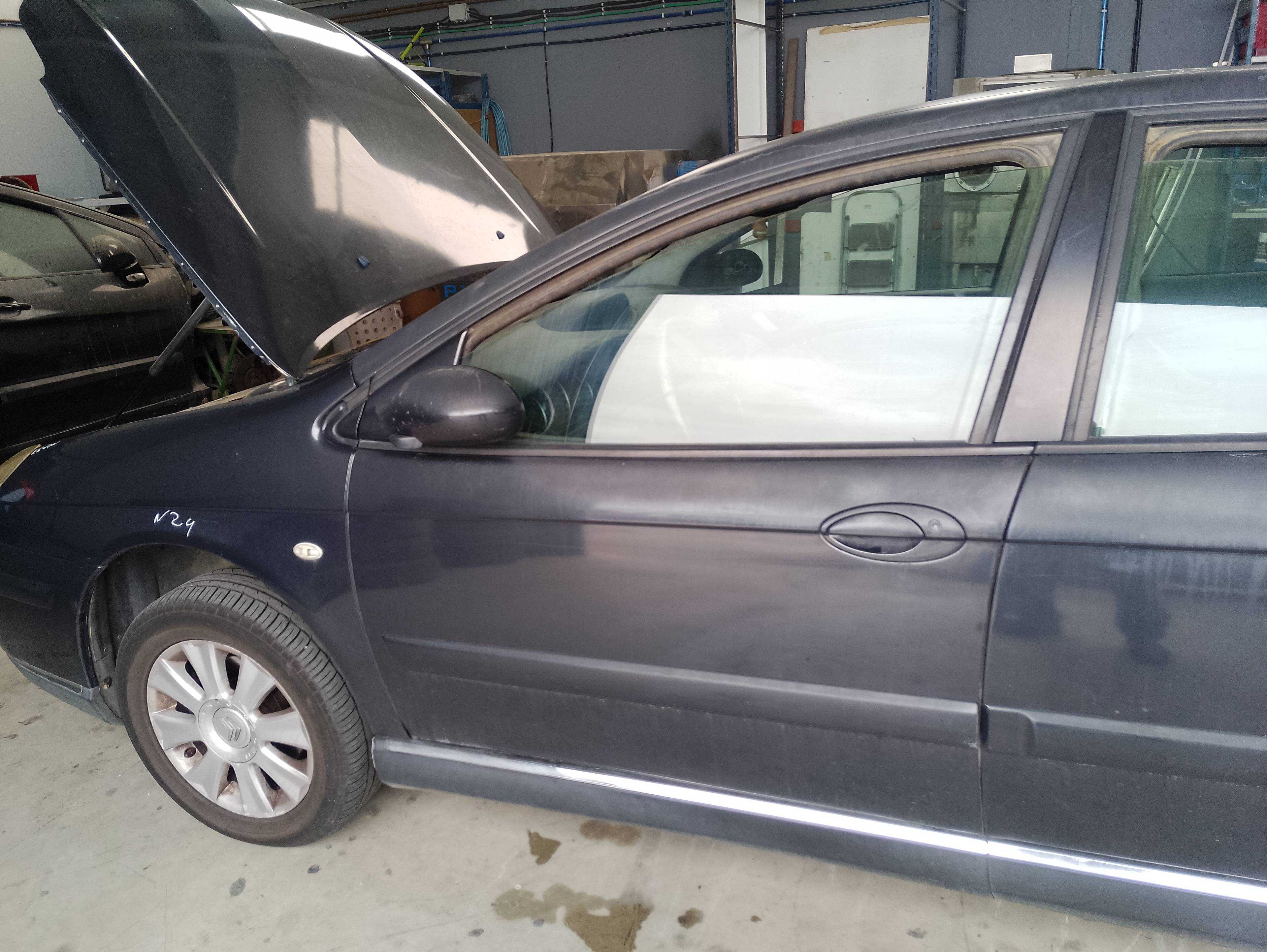 Recambio de puerta delantera izquierda para citroën c5 berlina collection referencia OEM IAM   