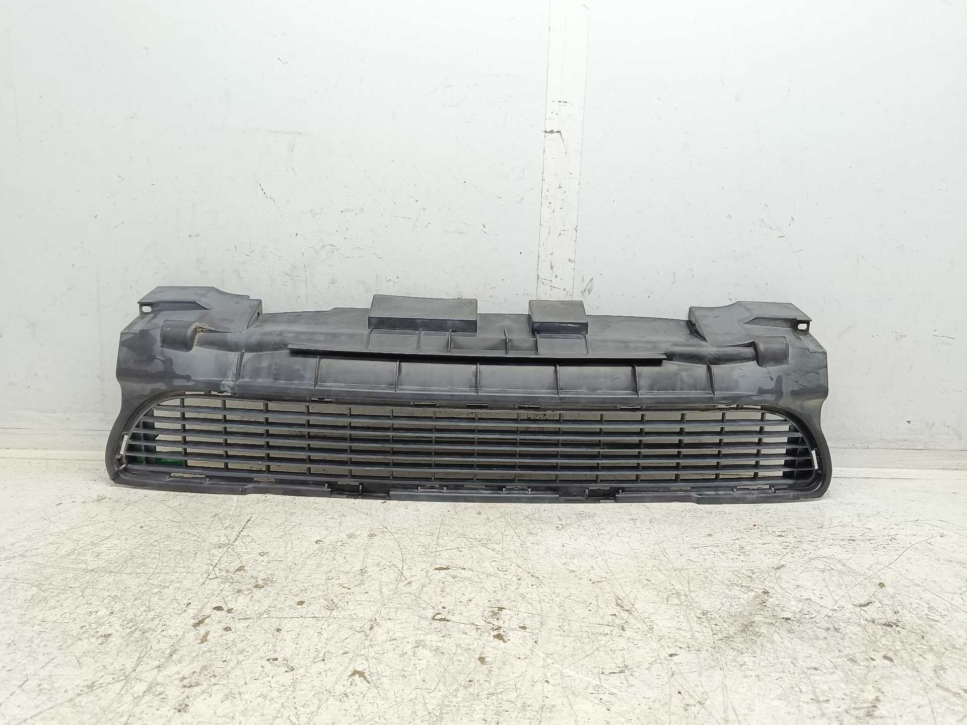 Recambio de rejilla paragolpes central para mercedes-benz clase a (w169) 2.0 cdi cat referencia OEM IAM A1698850023  