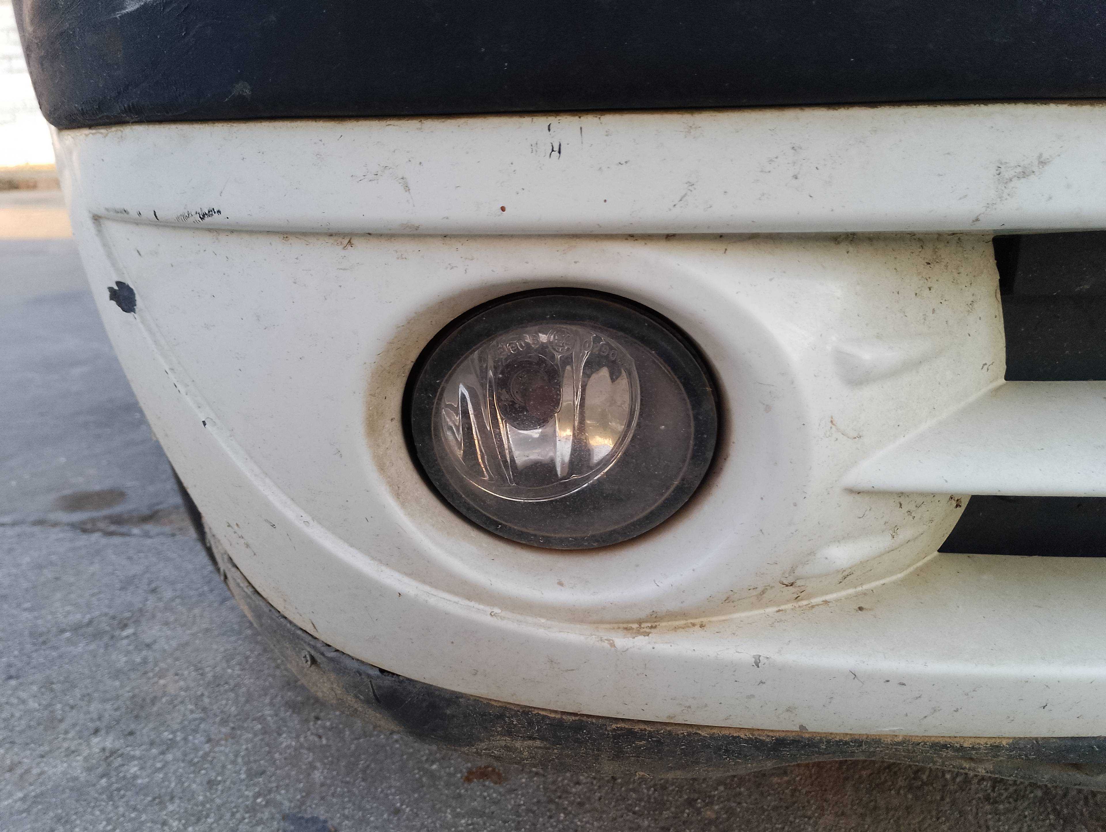 Recambio de faro antiniebla derecho para renault clio ii fase ii (b/cb0) authentique referencia OEM IAM   