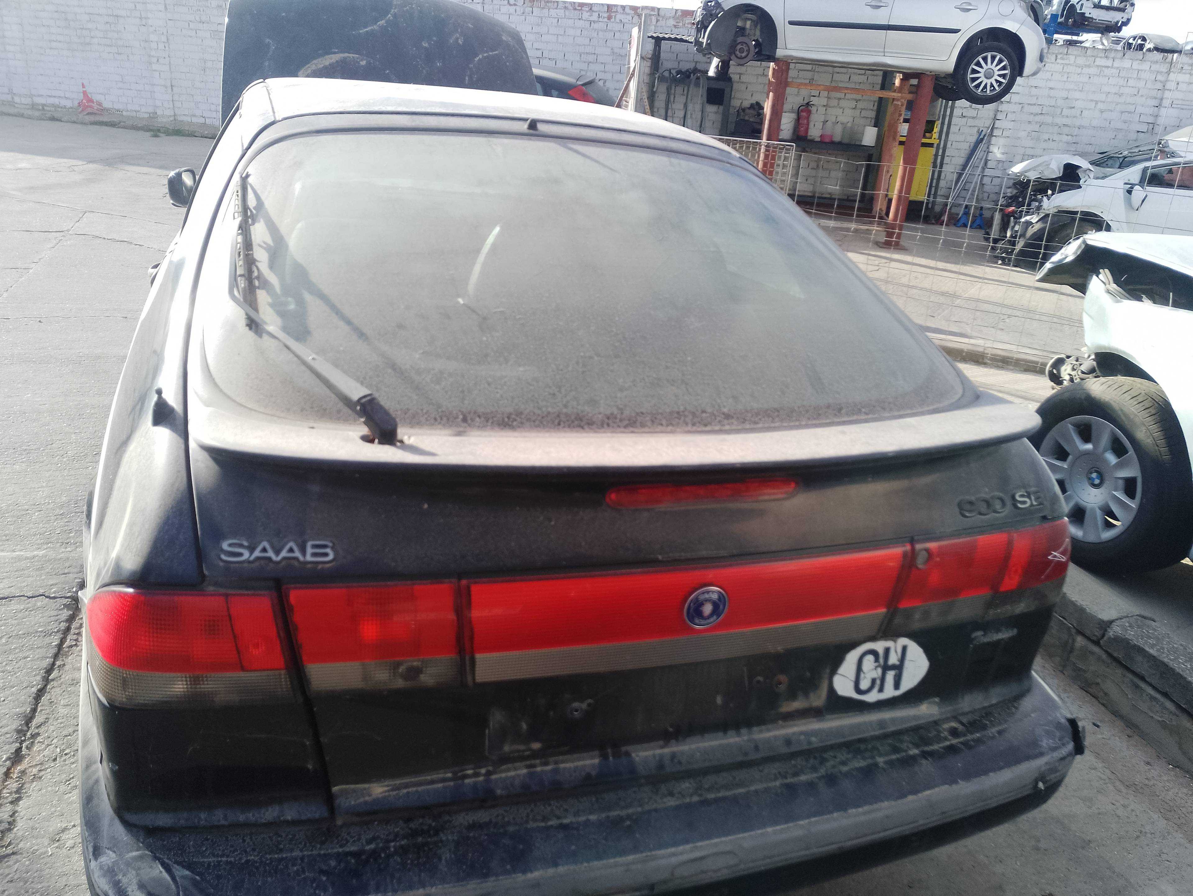 Recambio de porton trasero para saab 900 berlina 2.0 cat referencia OEM IAM   