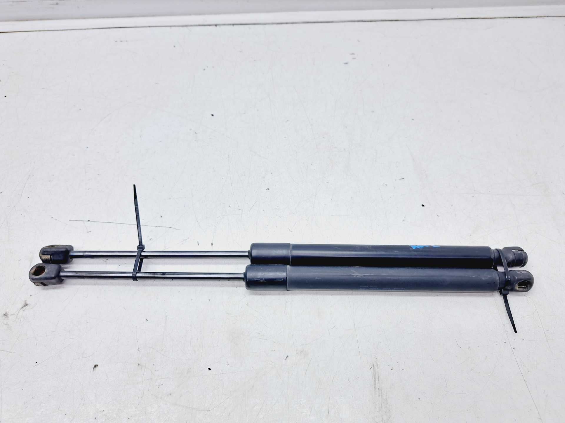 Recambio de amortiguadores maletero / porton para volkswagen golf vi (5k1) referencia OEM IAM 5K6827550D  