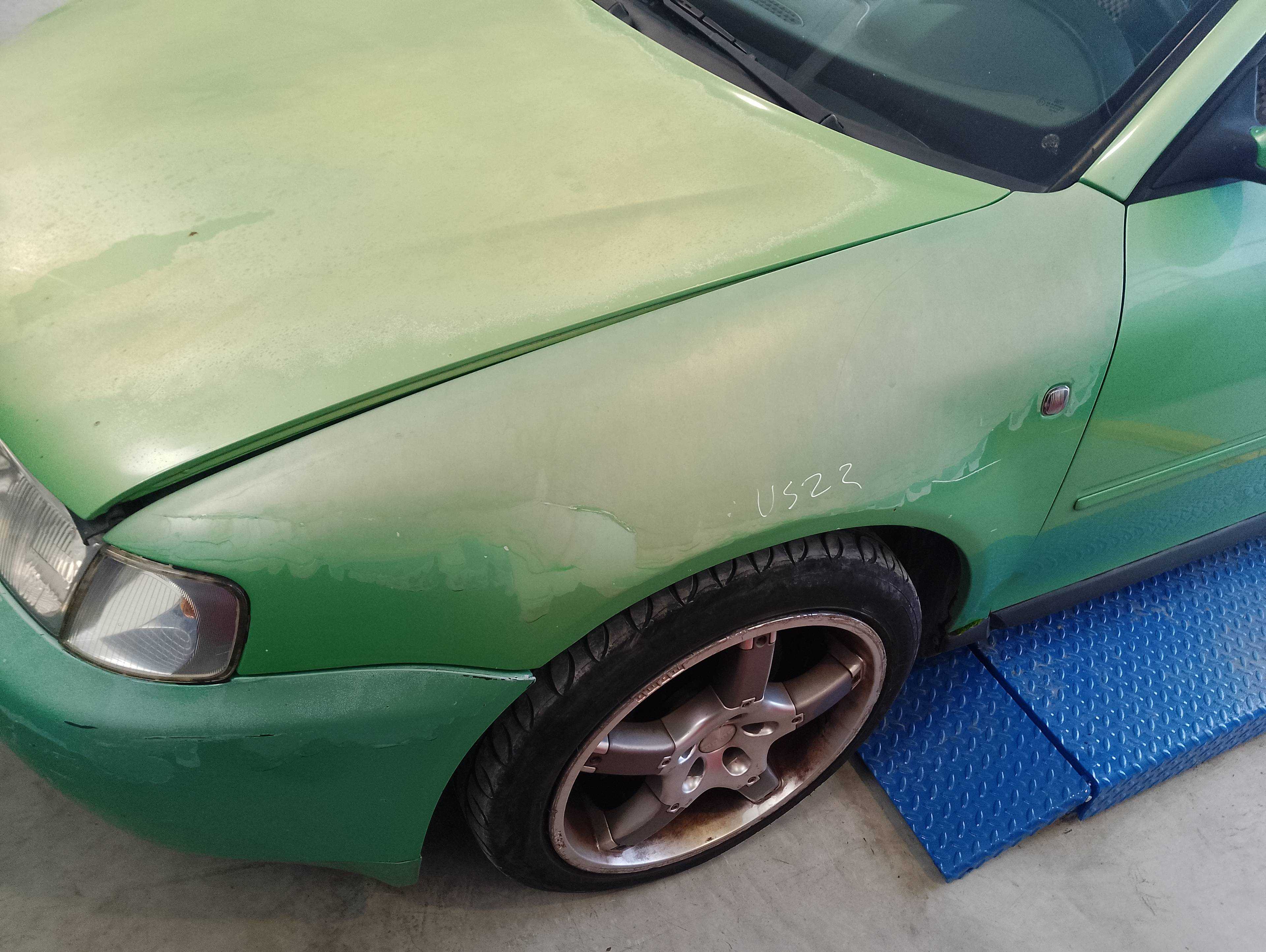 Recambio de aleta delantera izquierda para audi a3 (8l) 1.8 ambiente referencia OEM IAM   