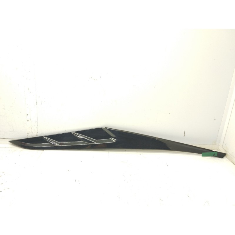 Recambio de molduras traseras para hyundai tucson (nx) klass 2wd referencia OEM IAM 87888N7100 87860N7000 