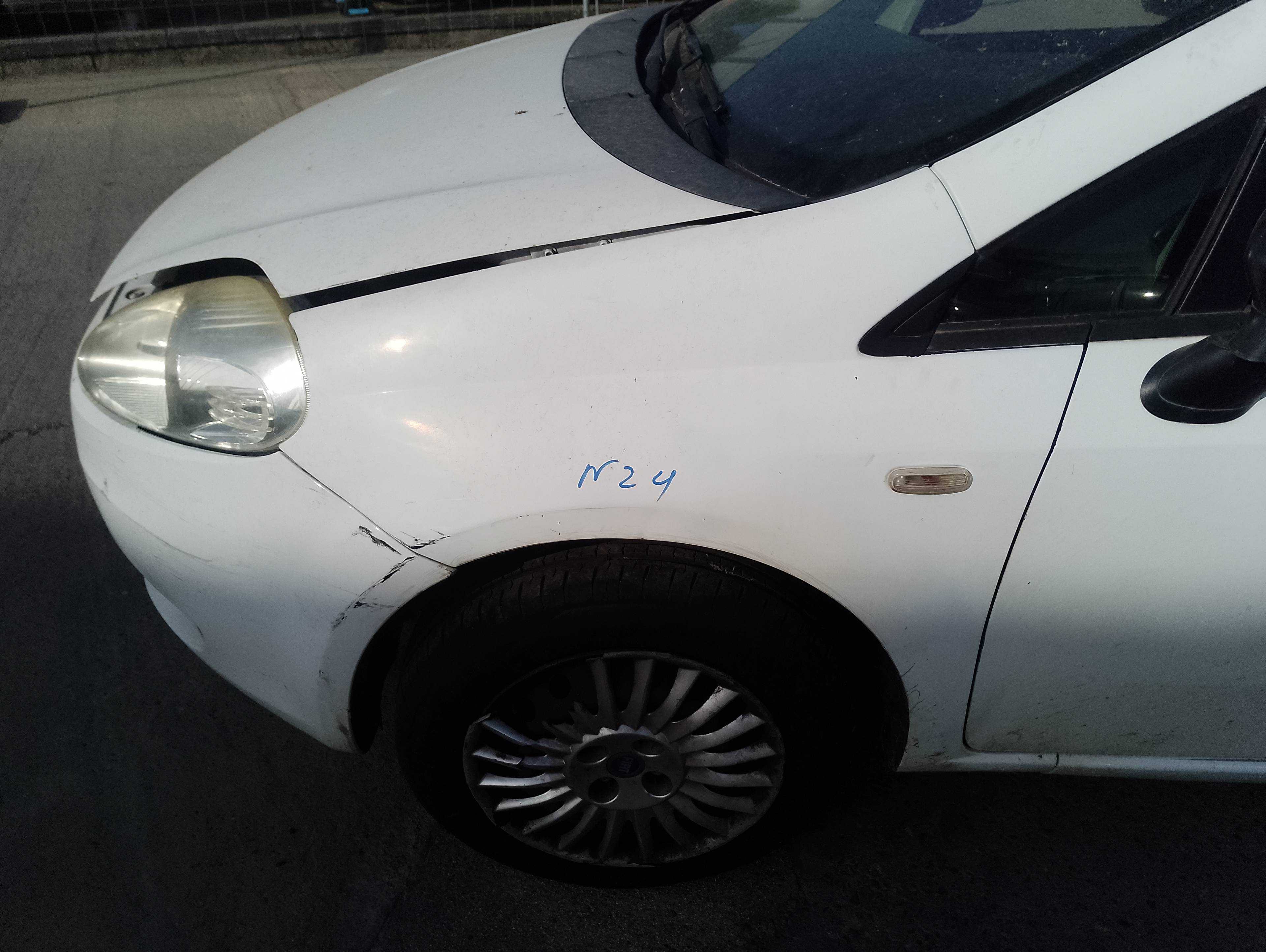 Recambio de aleta delantera izquierda para fiat grande punto (199) 1.3 16v multijet active (55kw) referencia OEM IAM   