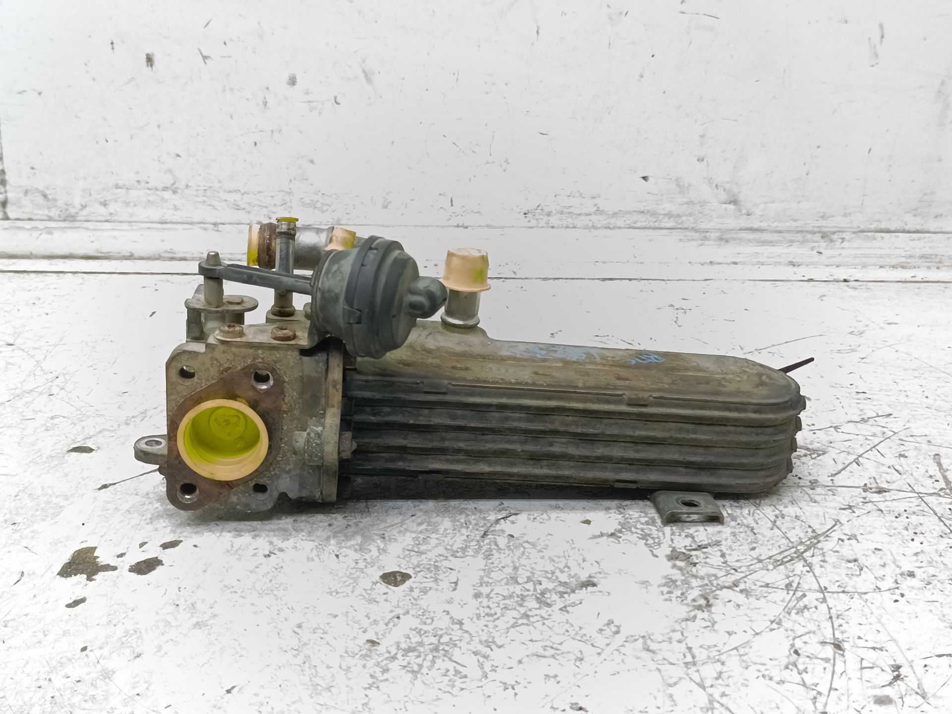 Recambio de enfriador egr para dodge caliber s referencia OEM IAM 03G131513K 3255536 