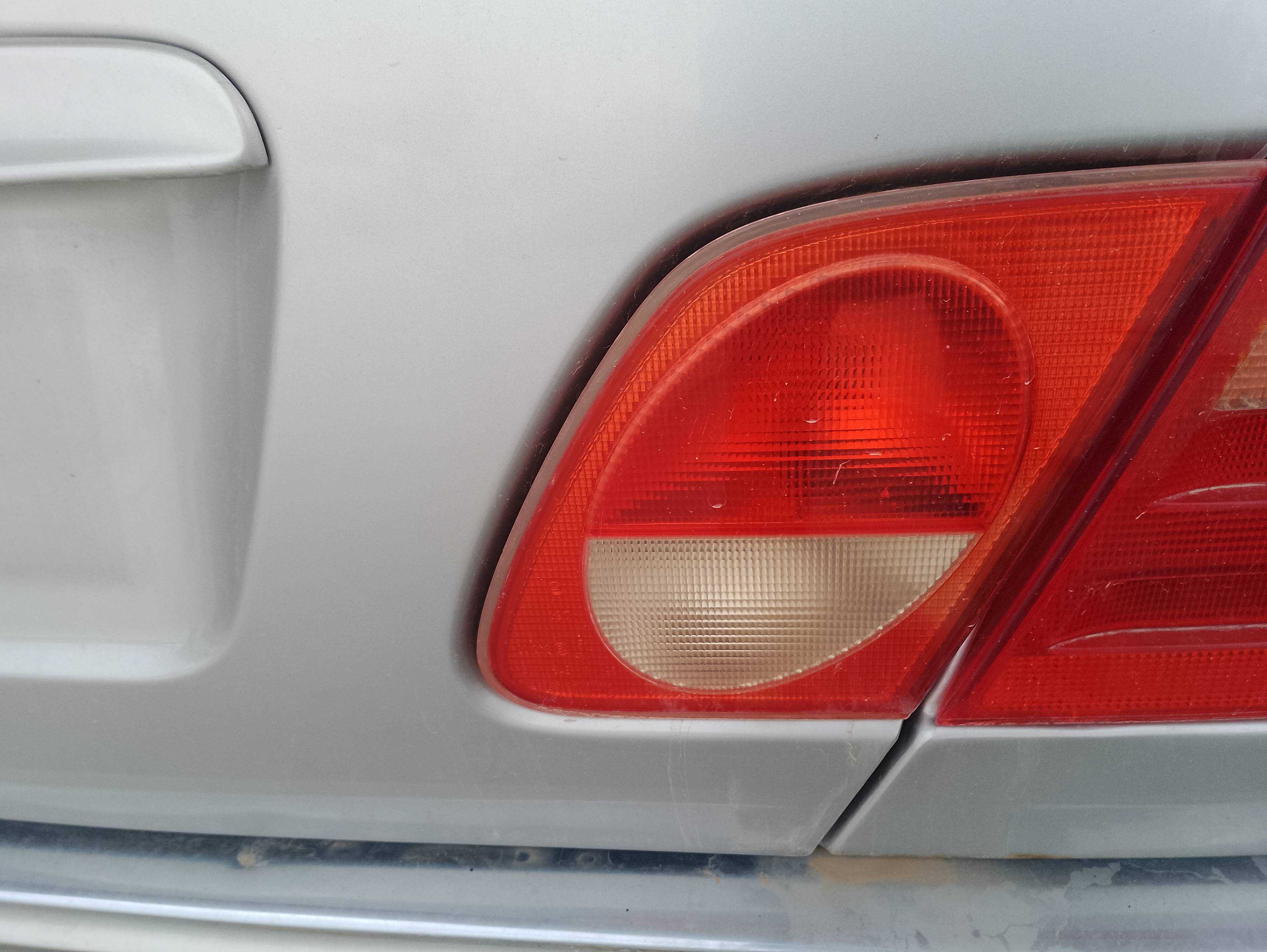 Recambio de piloto porton trasero derecho para mercedes-benz clase e (w210) berlina 200 (210.035) referencia OEM IAM   