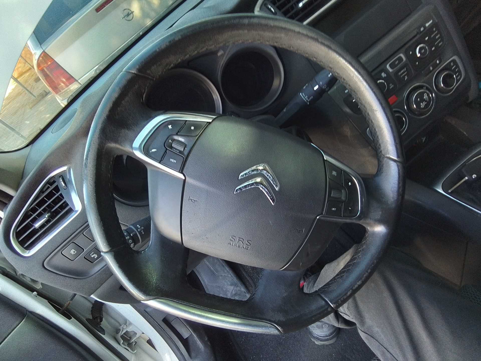 Recambio de volante para citroën c4 lim. 1.6 hdi fap referencia OEM IAM   