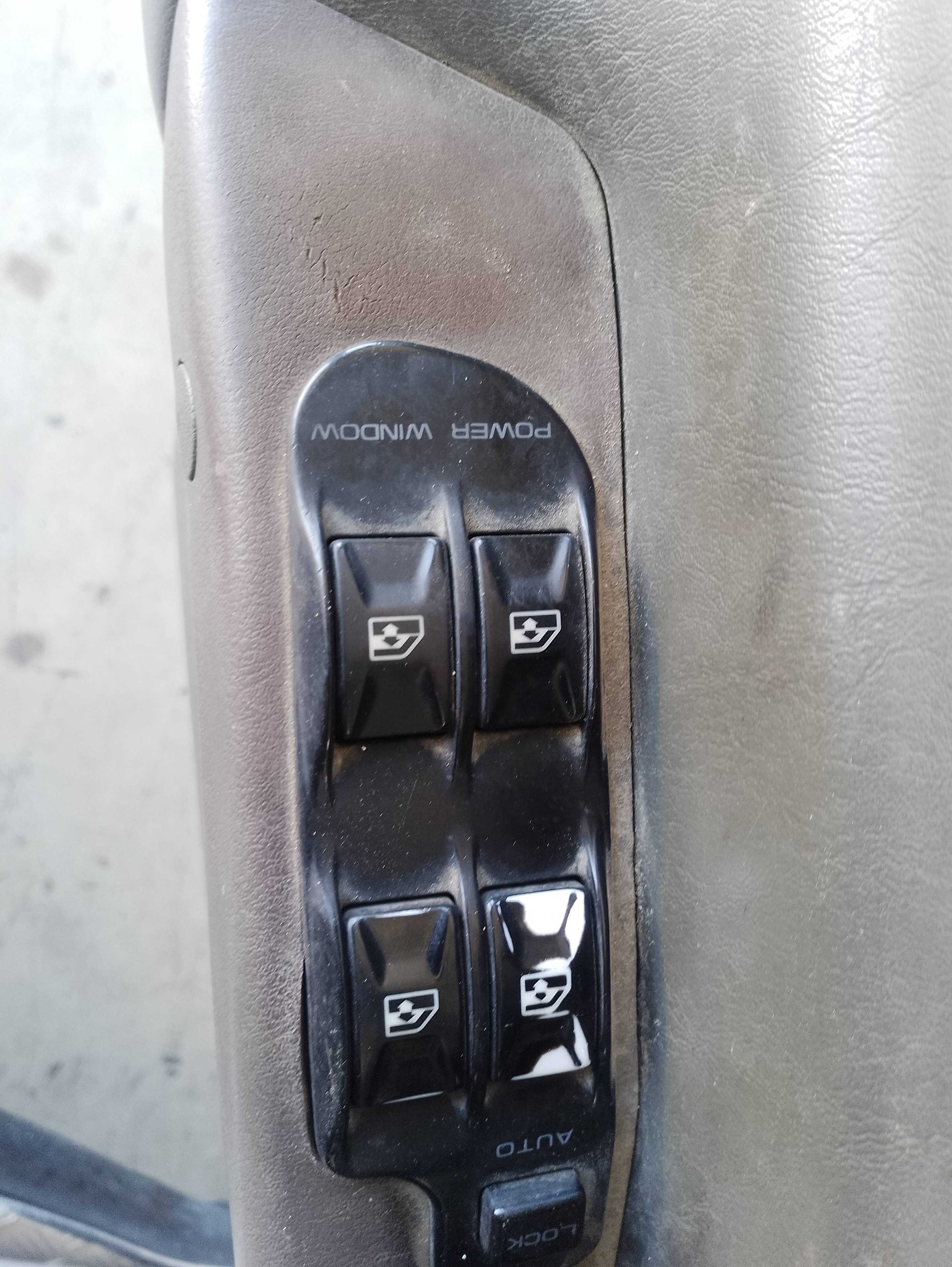 Recambio de mando elevalunas delantero izquierdo para ssangyong musso 4x4 wagon referencia OEM IAM   
