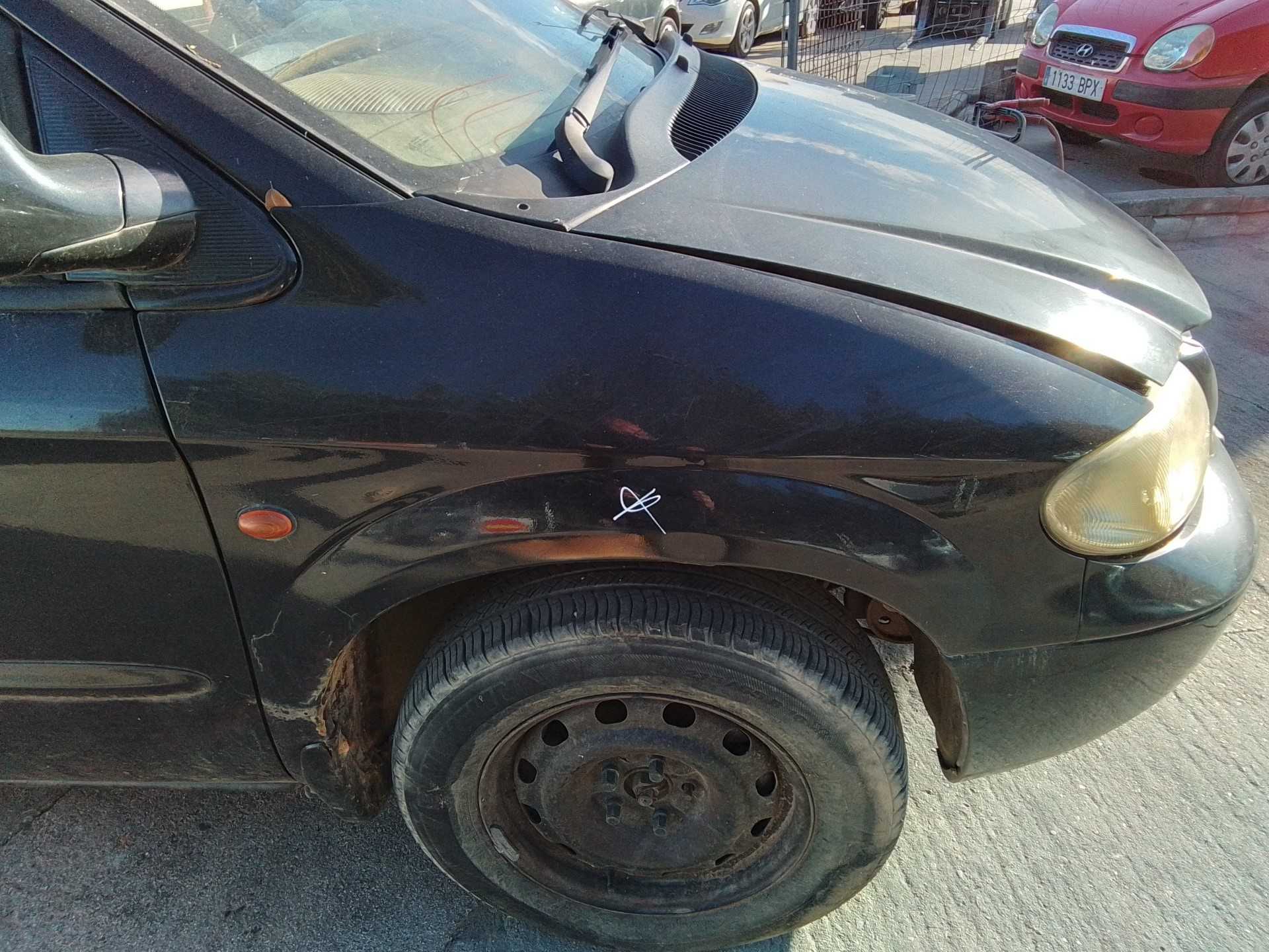 Recambio de aleta delantera derecha para chrysler voyager (rg) 2.5 crd executive referencia OEM IAM   