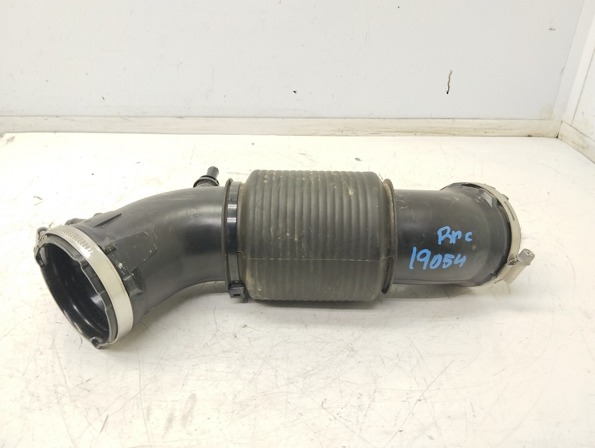 Recambio de tubo de admision para hyundai tucson (nx) klass 2wd referencia OEM IAM 1009242A  
